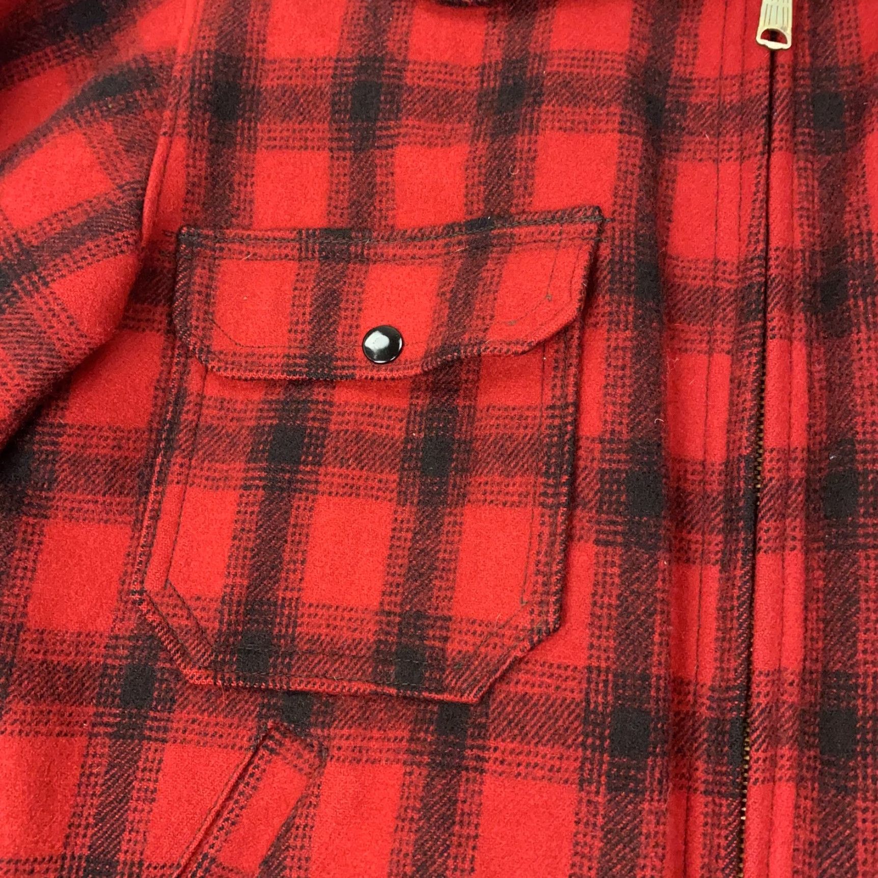 Vintage Vintage Woolrich Men’s Jacket 40 Wool Buffalo Plaid Outdoor Bomber 60s 70s Size US XXS / EU 40 - 3 Thumbnail