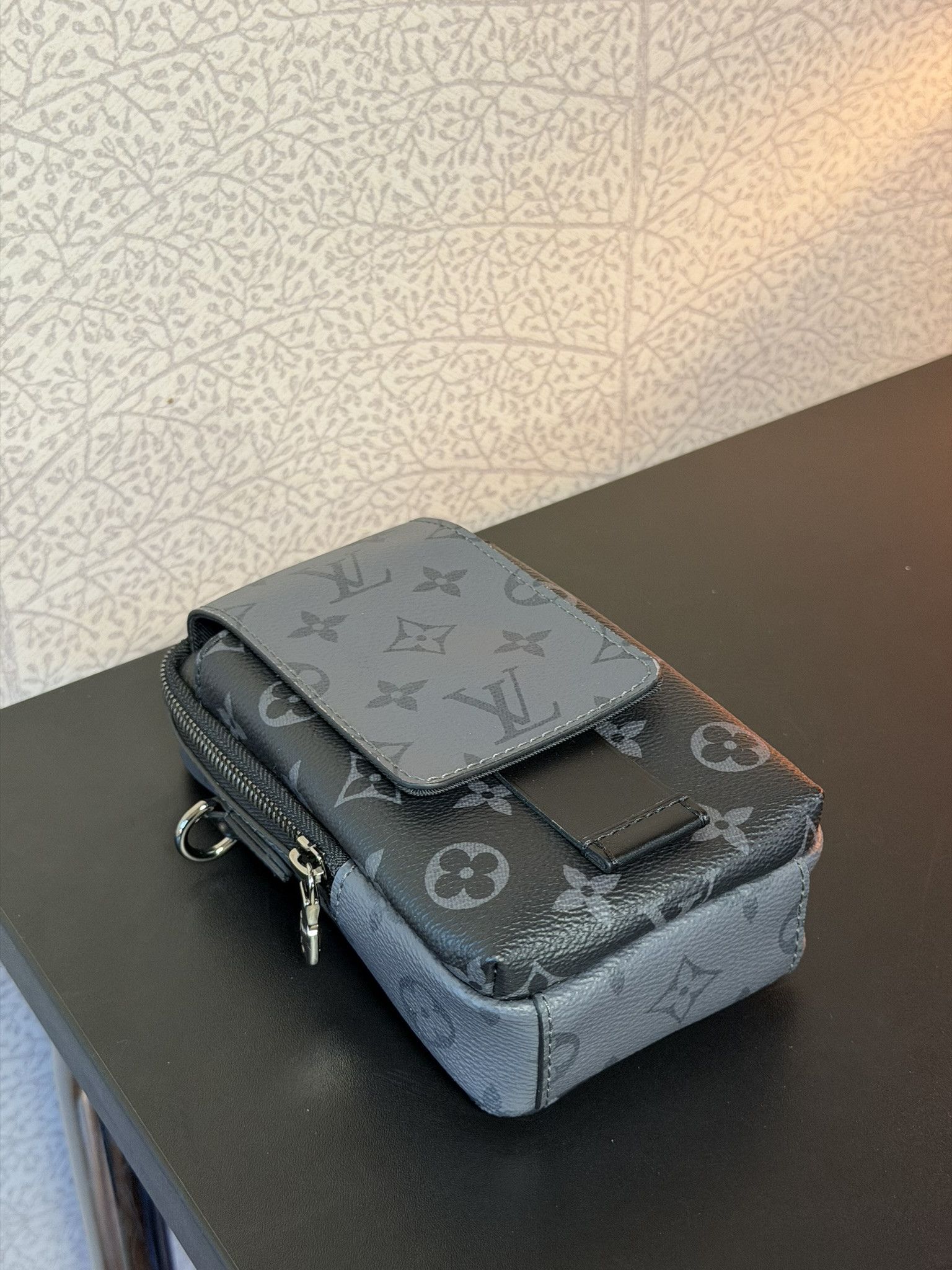 Louis Vuitton LOUIS VUITTON Phone Pouch NM – Monogram Eclipse M81321 Size ONE SIZE - 3 Thumbnail