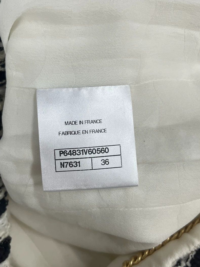 Chanel Chanel White tweed black and white rolled edge diamond buc Size XS / US 0-2 / IT 36-38 - 5 Thumbnail