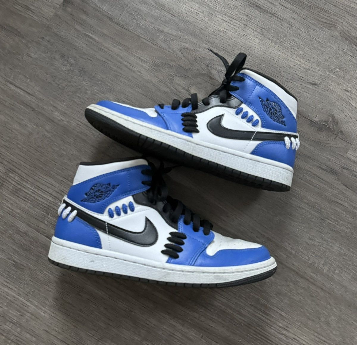 jordan mid 'sisterhood'