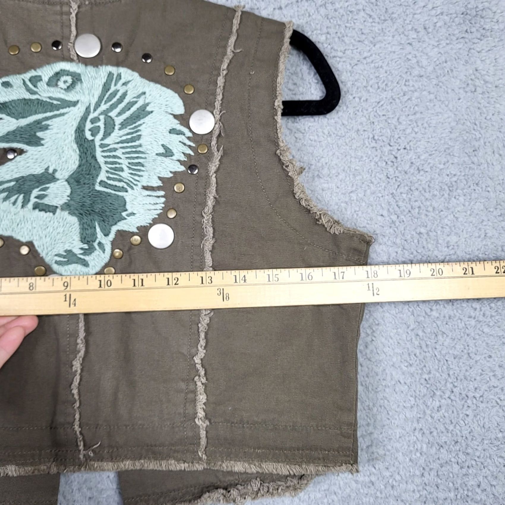 Miss Me Miss Me Green Vest Junior's Studded Embroidered Size L Vest Adults Juniors Women Green Studded 90s Art Casual Mens Womens Boys Girls Size L / US 10 / IT 46 - 3 Thumbnail