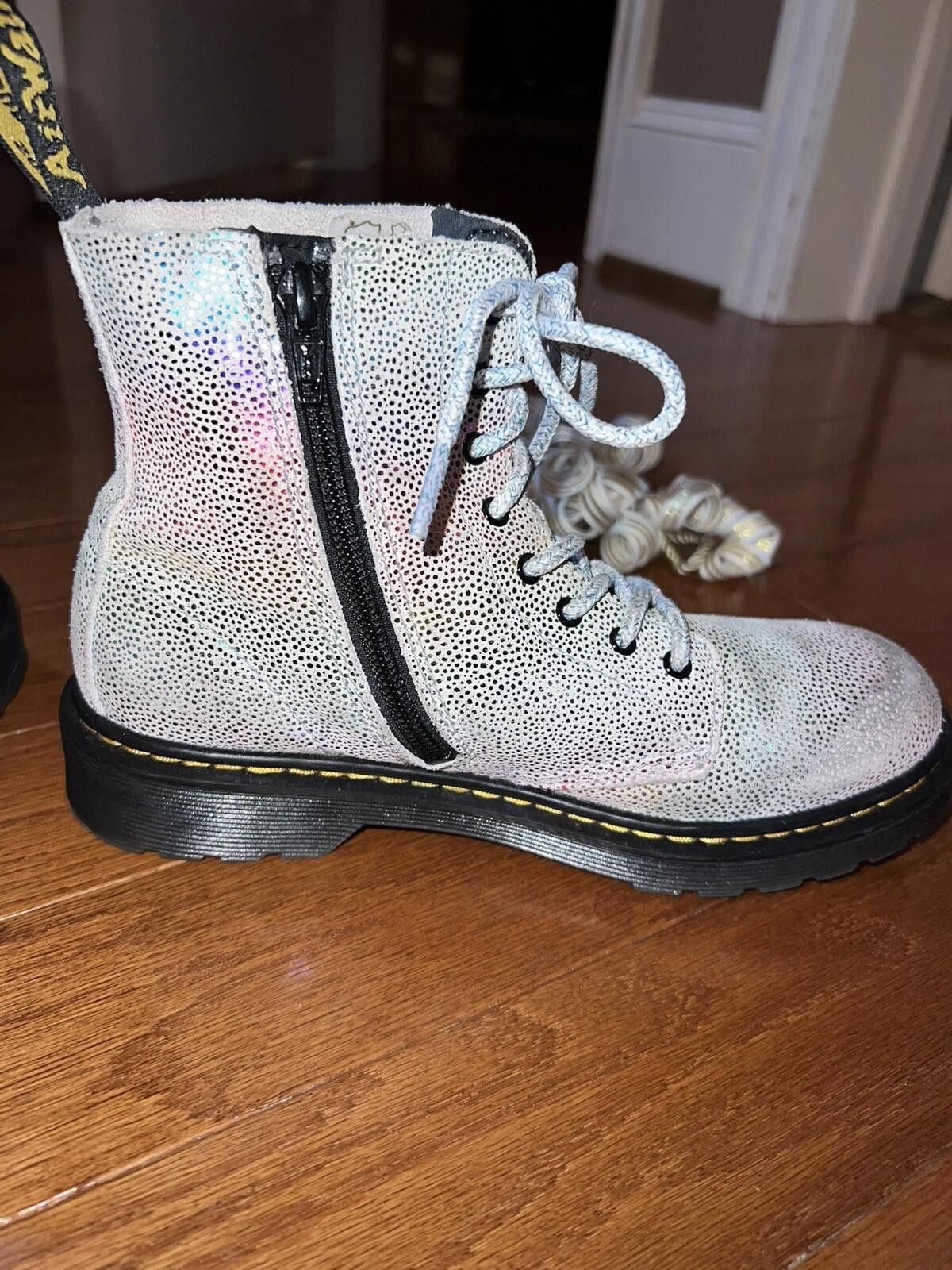 Dr. Martens Dr. Martens 1460 Pascal J Rainbow Iridescent Metallic W5 Size US 5 / IT 35 - 7 Thumbnail