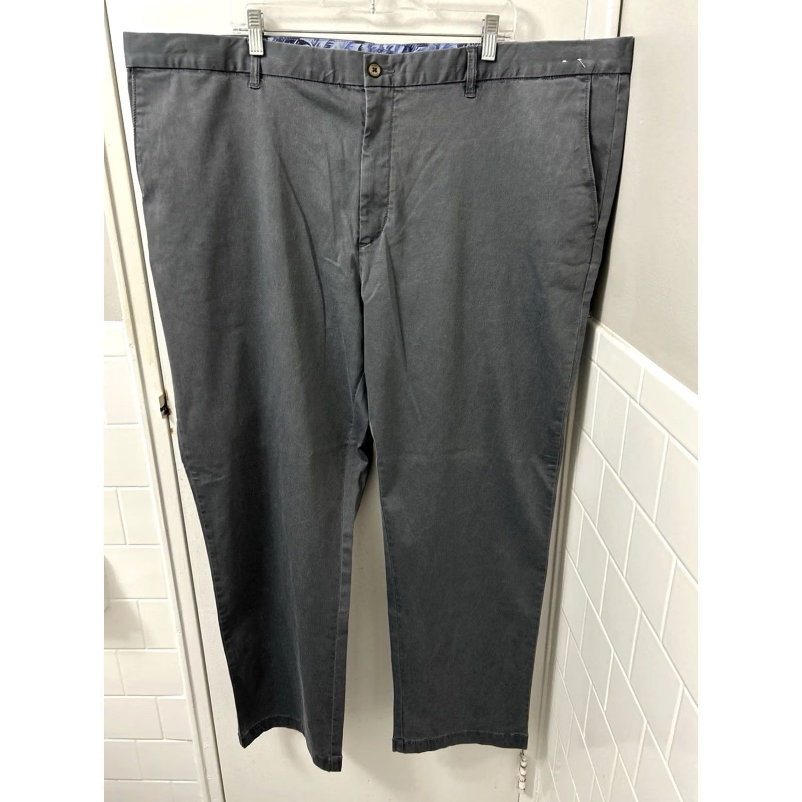 Tommy Bahama Tommy Bahama Pants Mens 48x32 Chino Flat Front Straight Leg Gray Modern Casual Business Travel Size US 32 / EU 48 - 2 Thumbnail