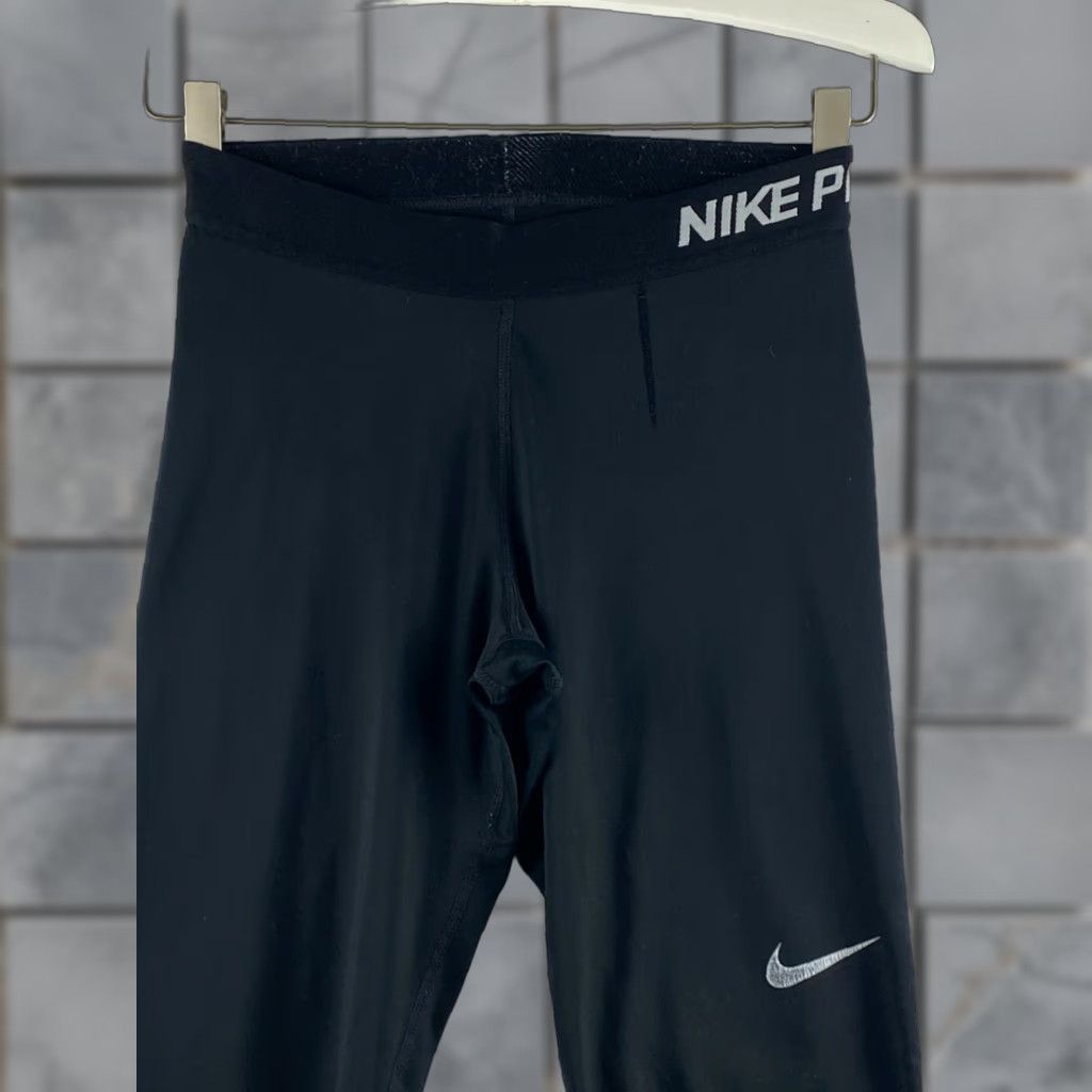 Nike Nike Pro Tights Womens XS Black Cropped Comfortable Stretch Elastic Waist Performance Athletic Leggings Size ONE SIZE - 1 Thumbnail