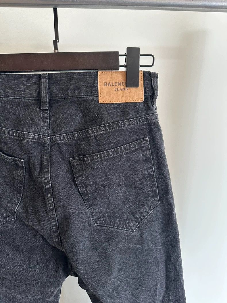 Balenciaga balenciaga size xs Flared jeans Size US 28 / EU 44 - 3 Thumbnail