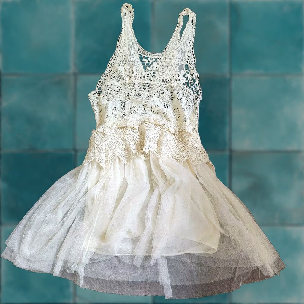 Vintage 36 Point 5 Women's Dress Lace Sleeveless Knee-Length White Polyester Party Wedding Large Lined Sheer Spring Summer Fall Size L / US 10 / IT 46 - 1 Thumbnail