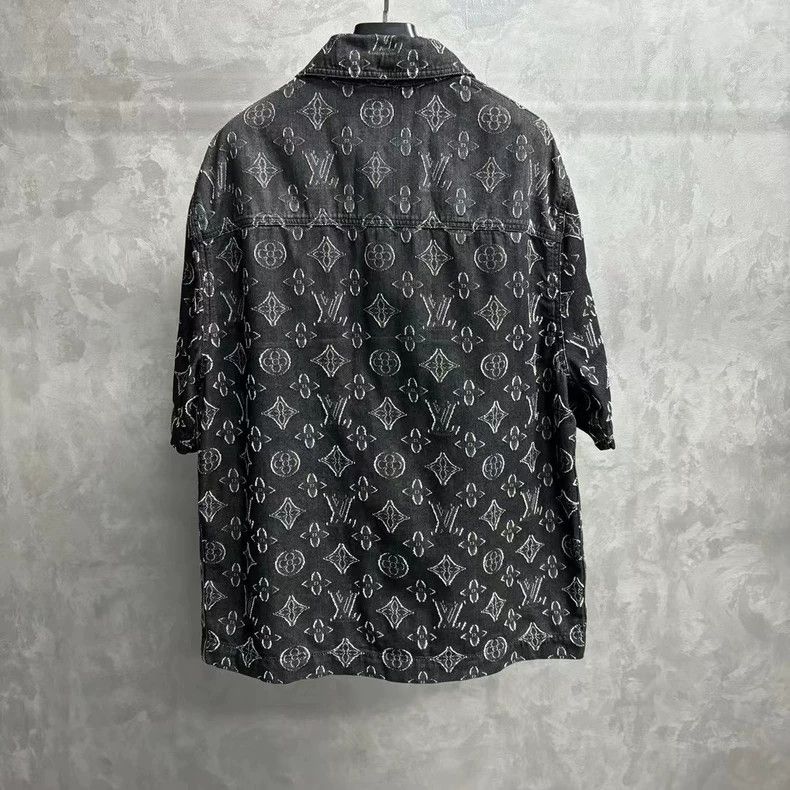 Louis Vuitton louis vuitton Black and grey short sleeve shirt with full p Size US XL / EU 56 / 4 - 2 Thumbnail