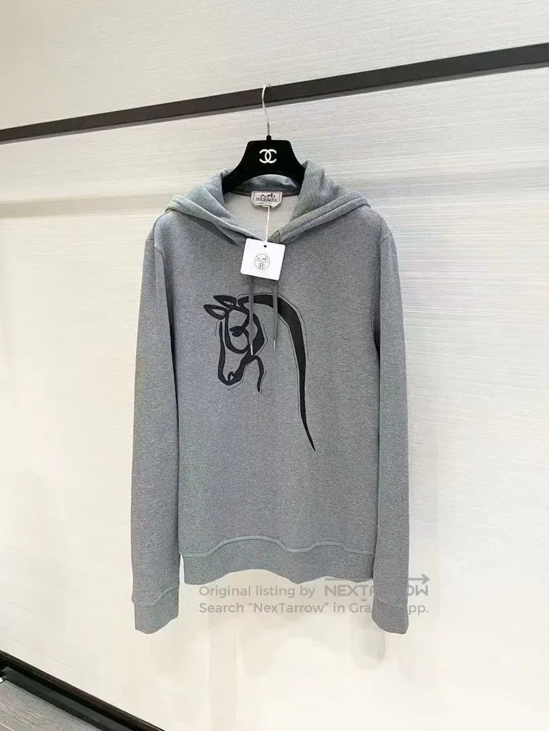 Hermes Hermes Hooded grey sweatshirt with horse head Size US M / EU 48-50 / 2 - 1 Thumbnail