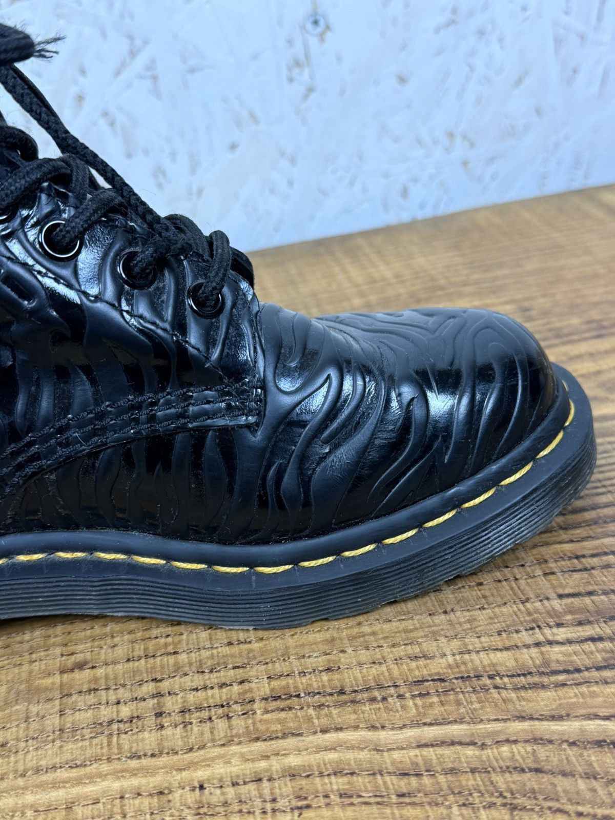 Dr. Martens Dr. Martens 1460 Pascal Embossed Zebra Ankle Boots US7 EU38 Size US 7 / IT 37 - 5 Thumbnail
