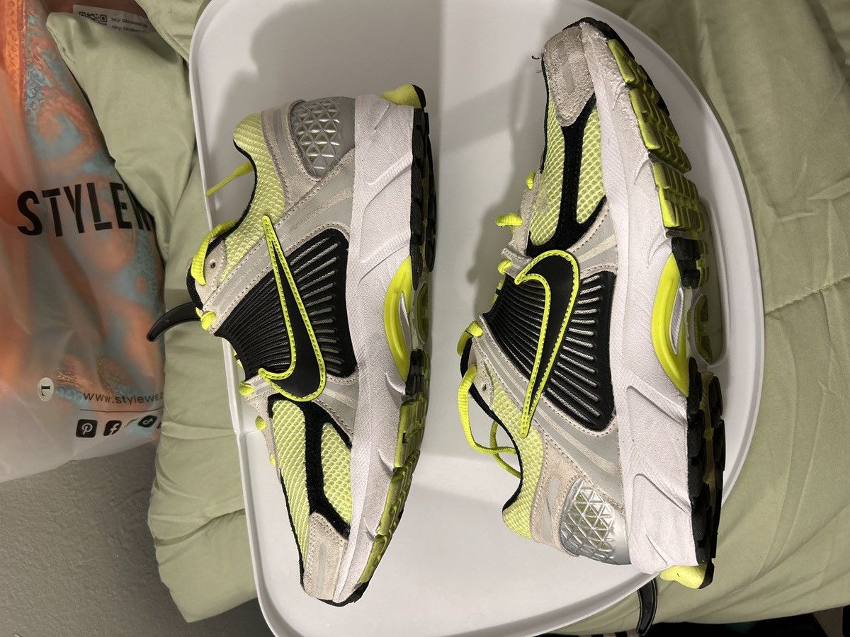 Nike Nike vomero 5 Size US 8.5 / EU 41-42 - 3 Thumbnail