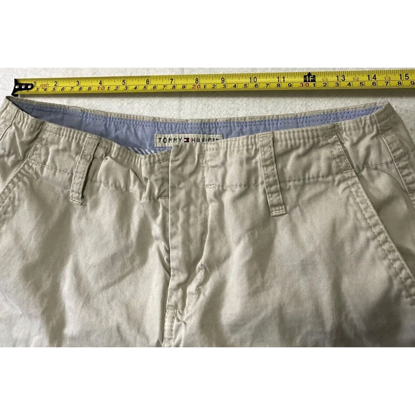 Tommy Hilfiger Tommy Hilfiger Shorts Women's Size 4 Casual Twill 4" Inseam Mid-Rise Tan Logo Size 29" - 5 Thumbnail