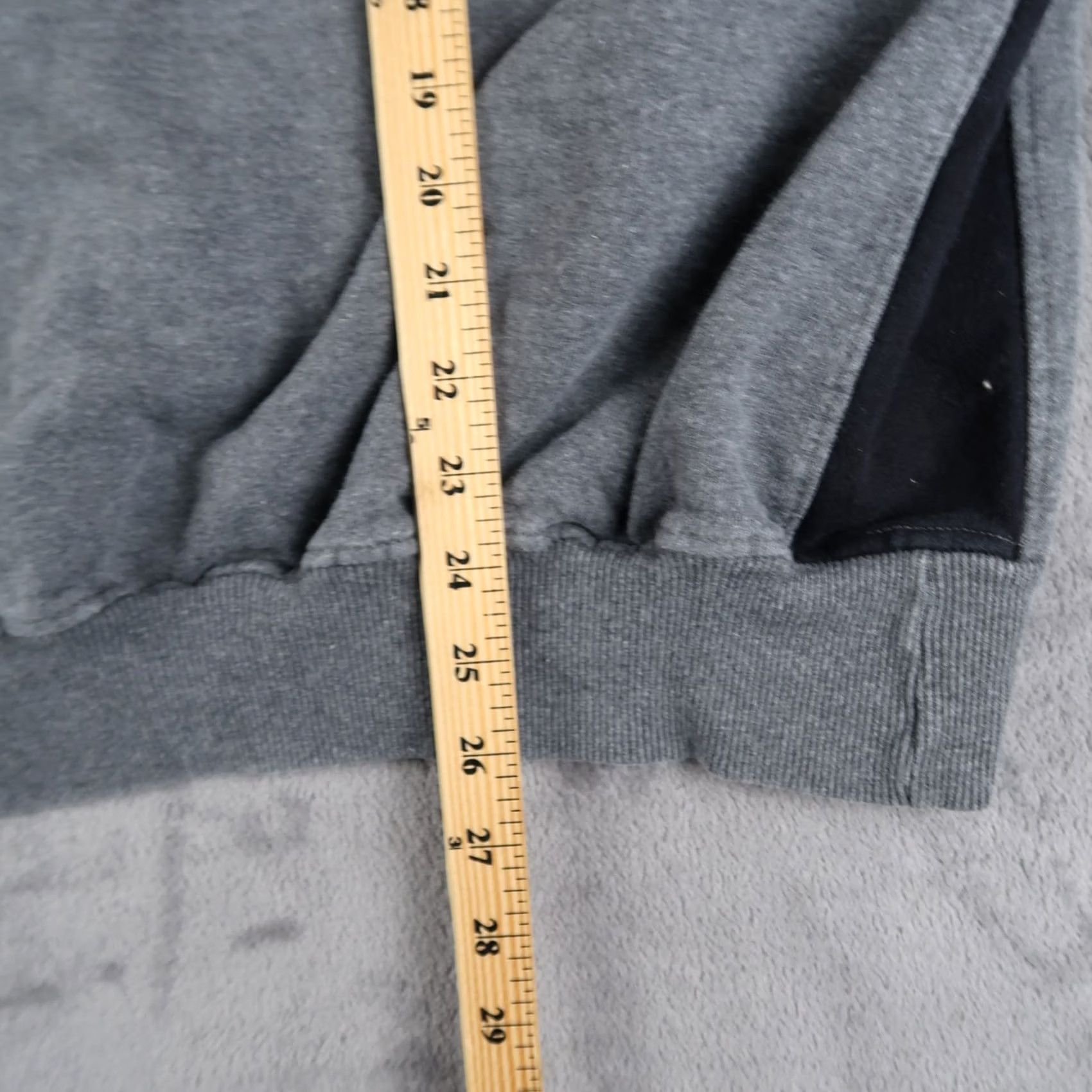Champion VINTAGE Champion Sweatshirt XL Gray Microsoft Tech Logo Crewneck Mens Size US XL / EU 56 / 4 - 7 Thumbnail