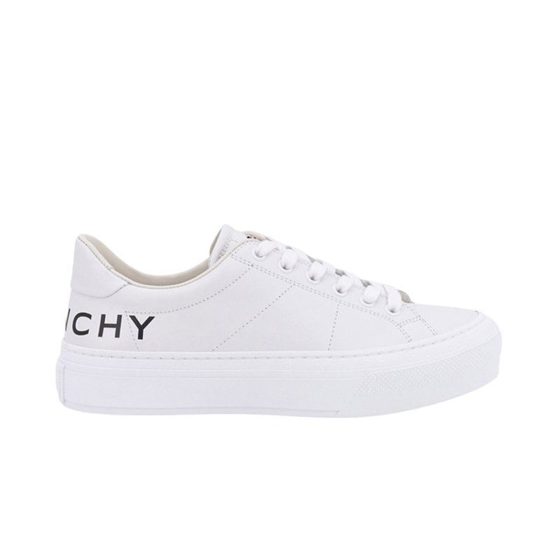 o1srvl11e0224 Sneakers in White