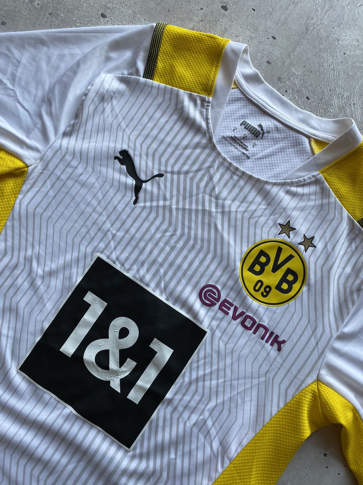 Puma Rare Puma Borussia Dortmund BVB 20/21 Home Soccer Jersey Size US S / EU 44-46 / 1 - 3 Thumbnail