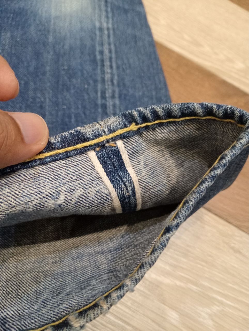 Levi's Vintage Clothing RARE LEVI'S VINTAGE 501 CAPITAL E BLUE SELVEDGE JEANS Size US 30 / EU 46 - 6 Thumbnail