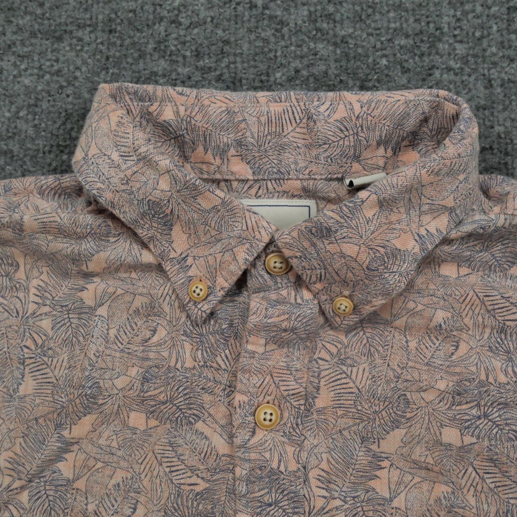 Vintage VINTAGE Rowm Shirt Mens Medium Pink Blue Hawaiian Button Up Foliage Print Cotton Size US M / EU 48-50 / 2 - 4 Thumbnail