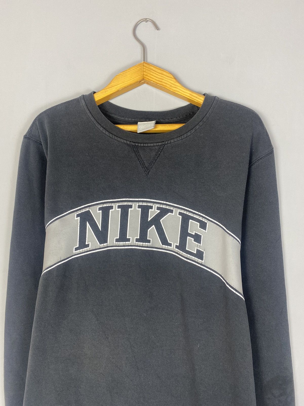 Nike Vintage Nike sweatshirt Size US L / EU 52-54 / 3 - 2 Thumbnail