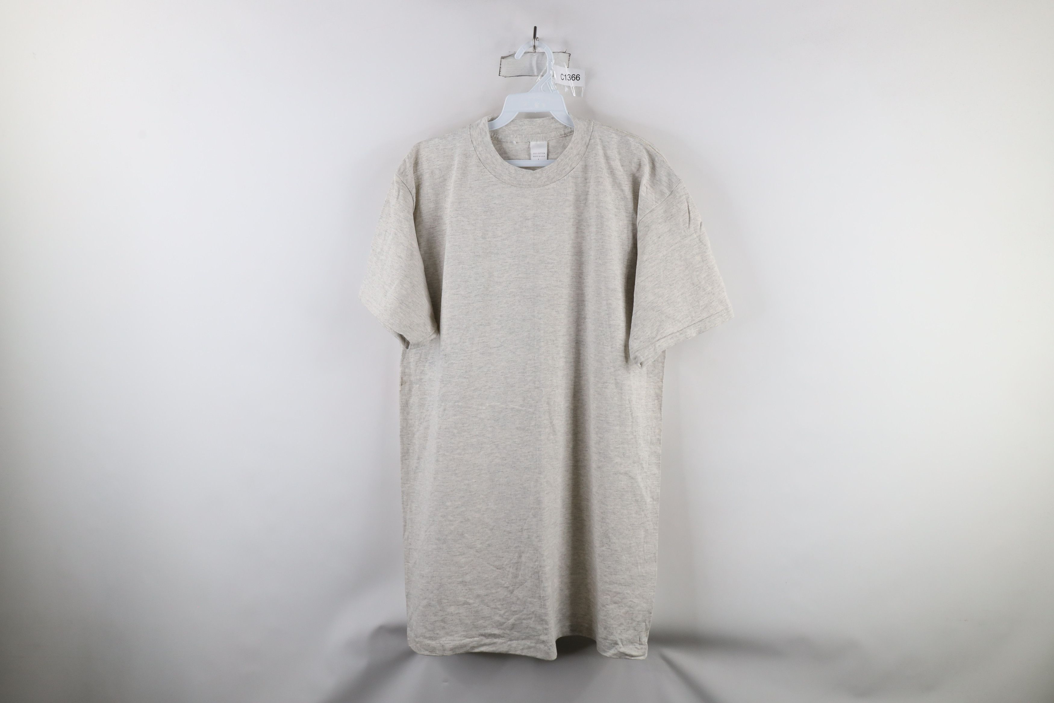 Vintage Vintage 90s Streetwear Heavyweight Cotton T-Shirt Gray USA Size US L / EU 52-54 / 3 - 1 Thumbnail