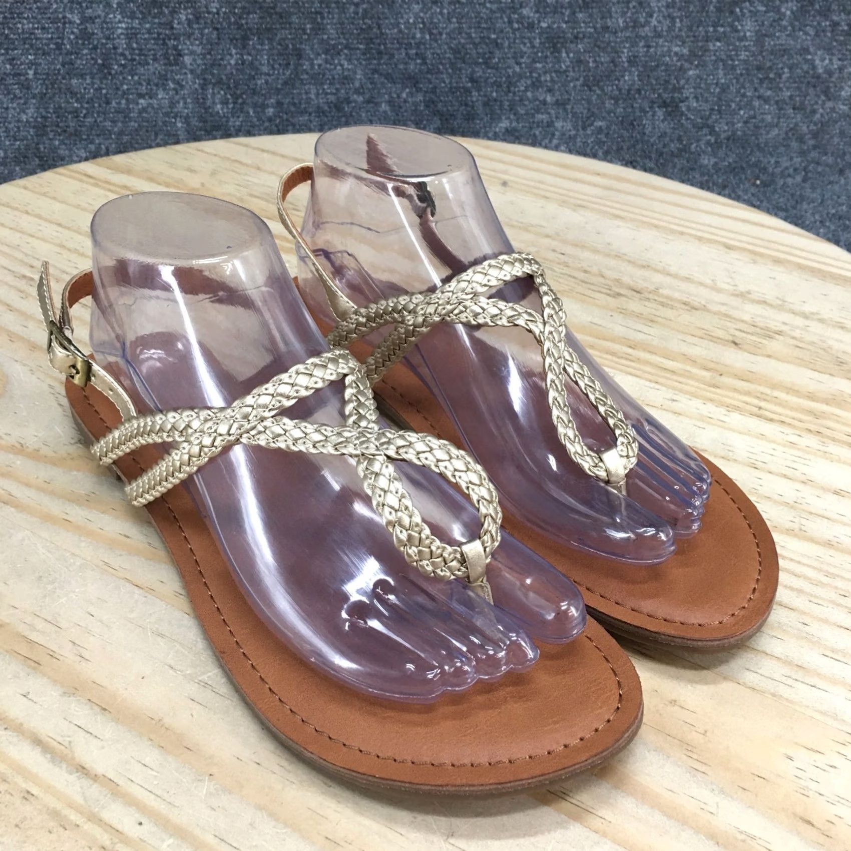 Vintage Universal Thread Sandals Women 9 Gold Slingback Buckle Casual Shoes Size US 9 / IT 39 - 3 Thumbnail