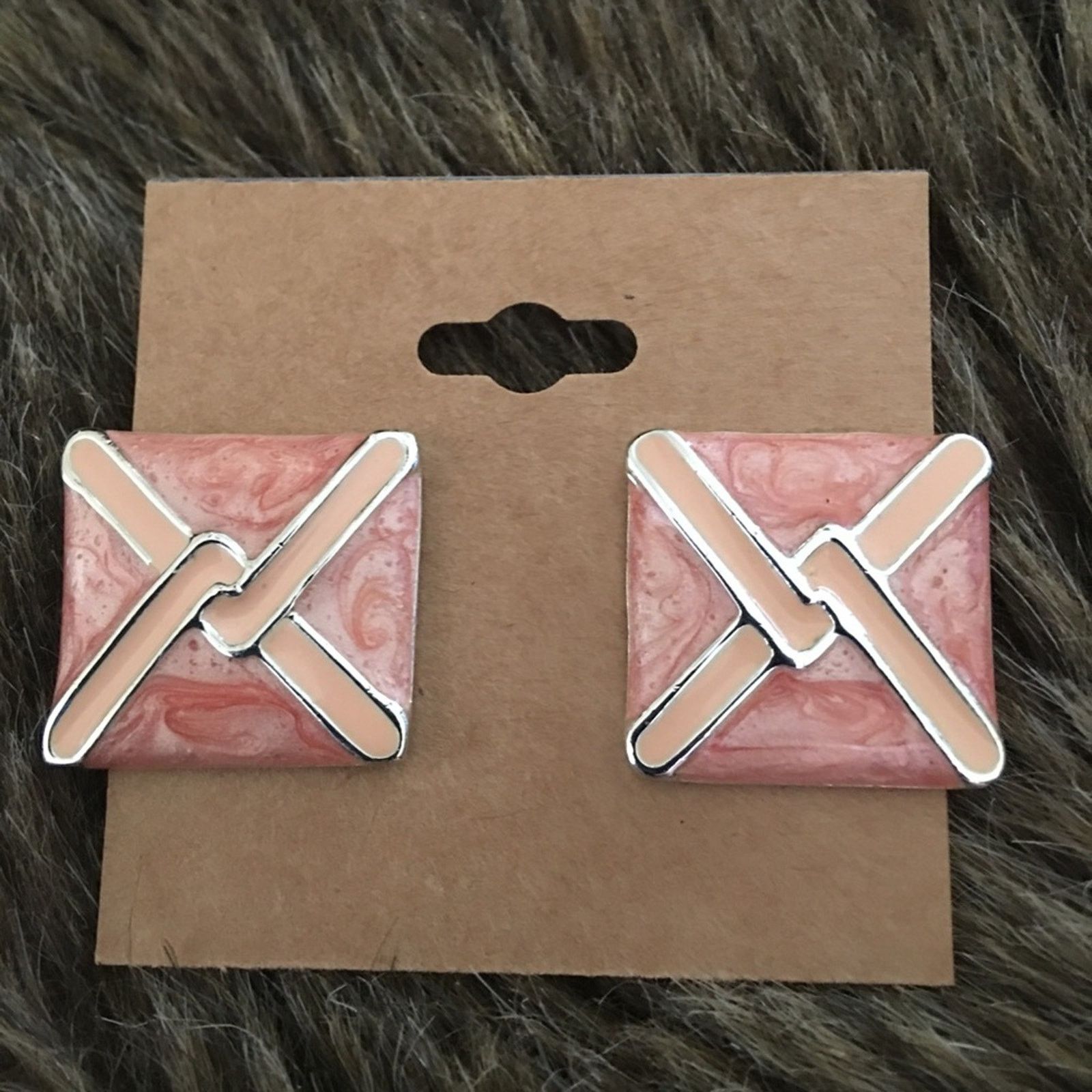 Jewelry Peach enamel swirl silver tone setting earrings Size ONE SIZE - 2 Thumbnail