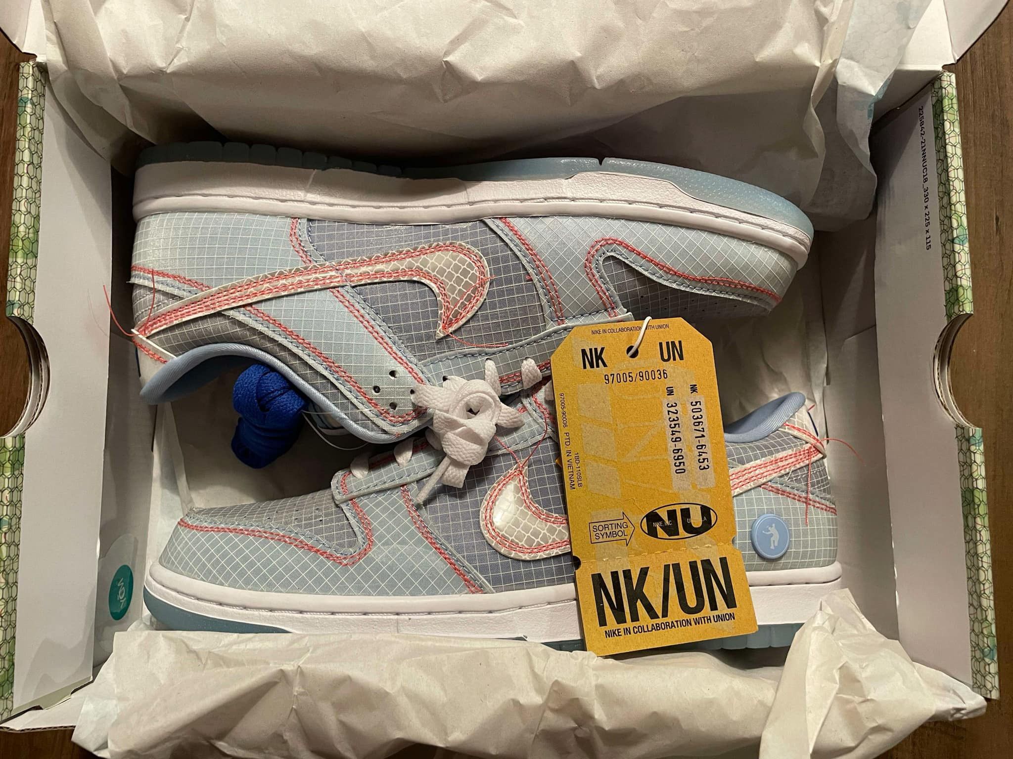 Nike Nike Union LA x Dunk Low Passport Pack - Los Angeles | Grailed