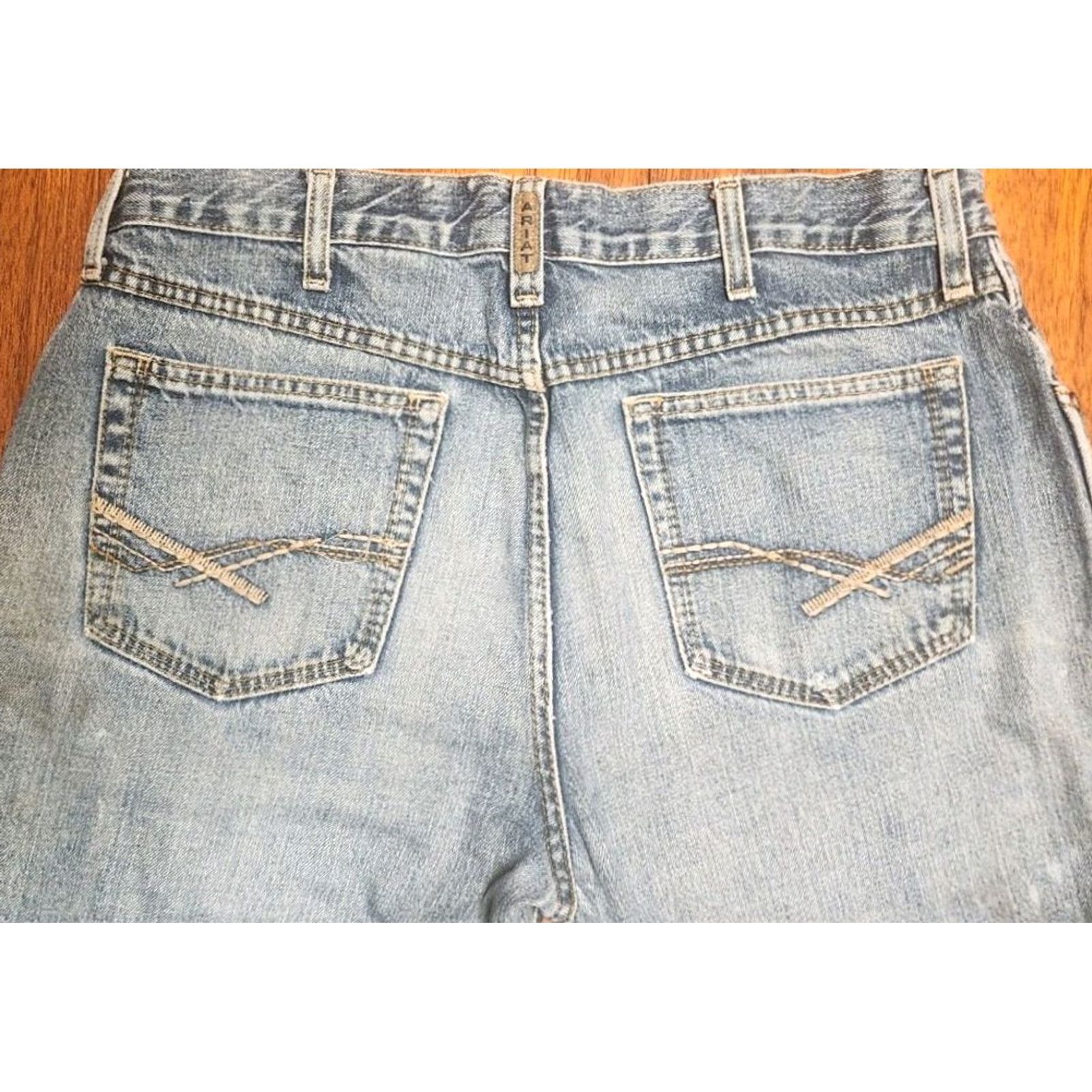 Ariat Nike Shirt Mens Jeans 34x36 Distressed Boot Cut Denim Ariat Relaxed Moisture? Size US 34 / EU 50 - 4 Thumbnail