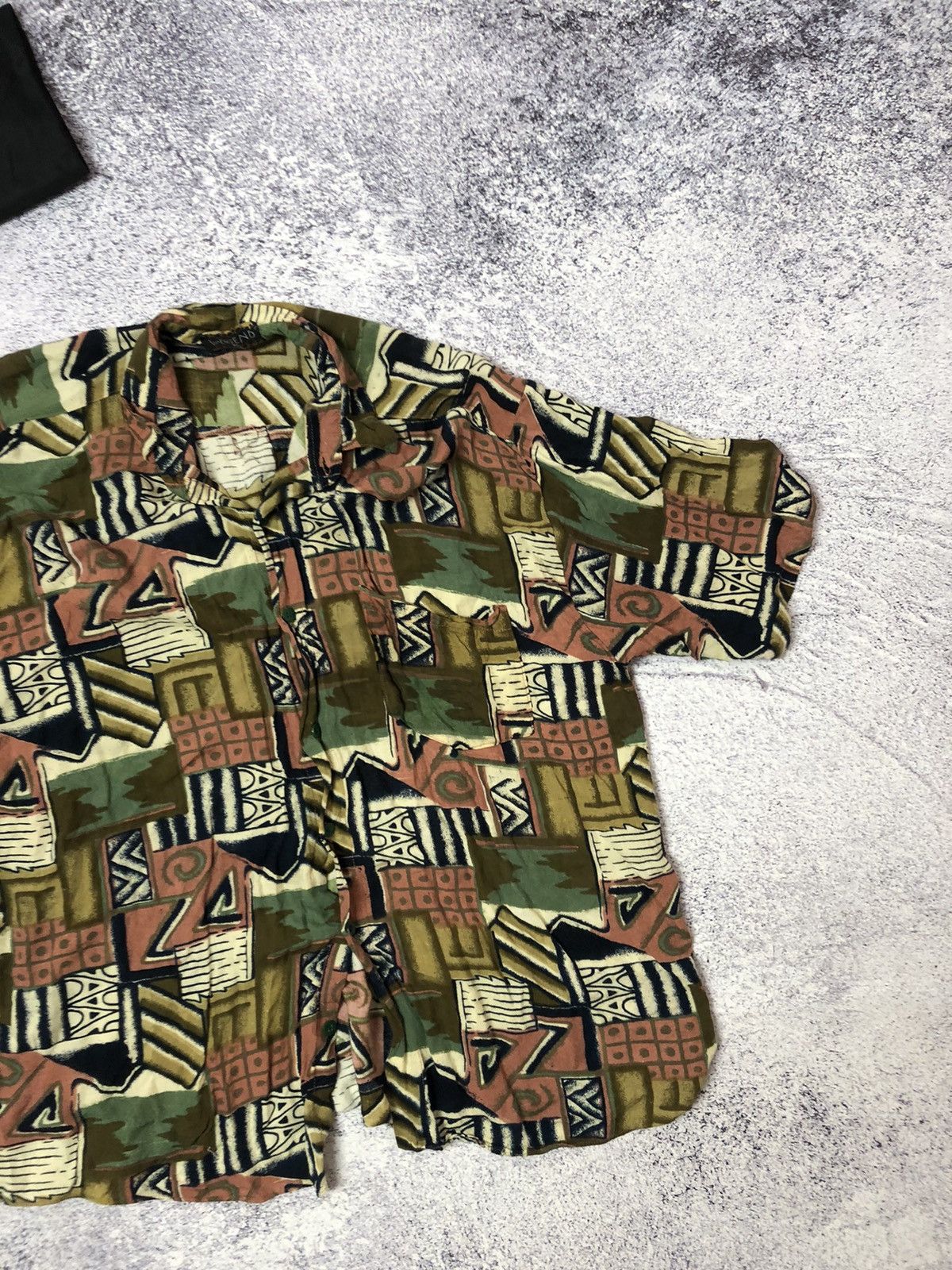 Vintage Vintage craze shirt Hawaiin size Xxl y2k rare casual Size US XXL / EU 58 / 5 - 3 Thumbnail