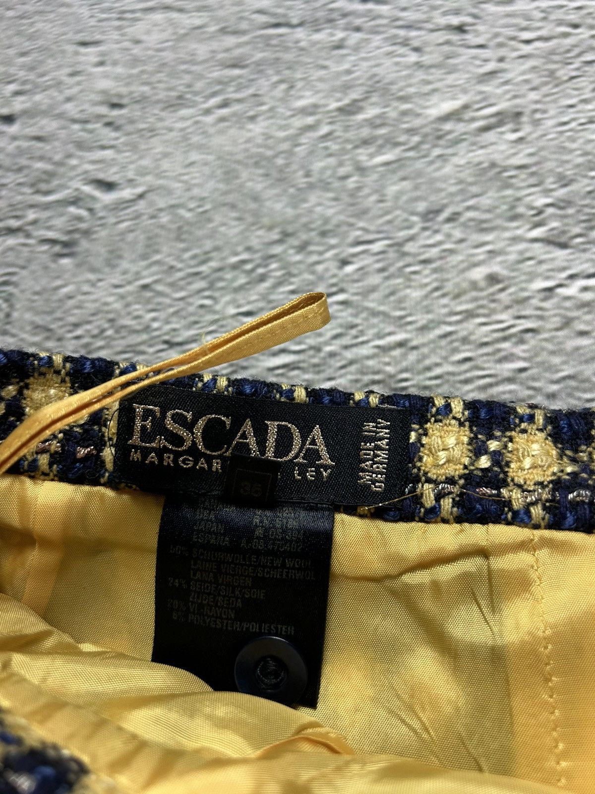 Escada Escada vintage suit wool set blazer + skirt yellow Size XS / US 0-2 / IT 36-38 - 10 Thumbnail