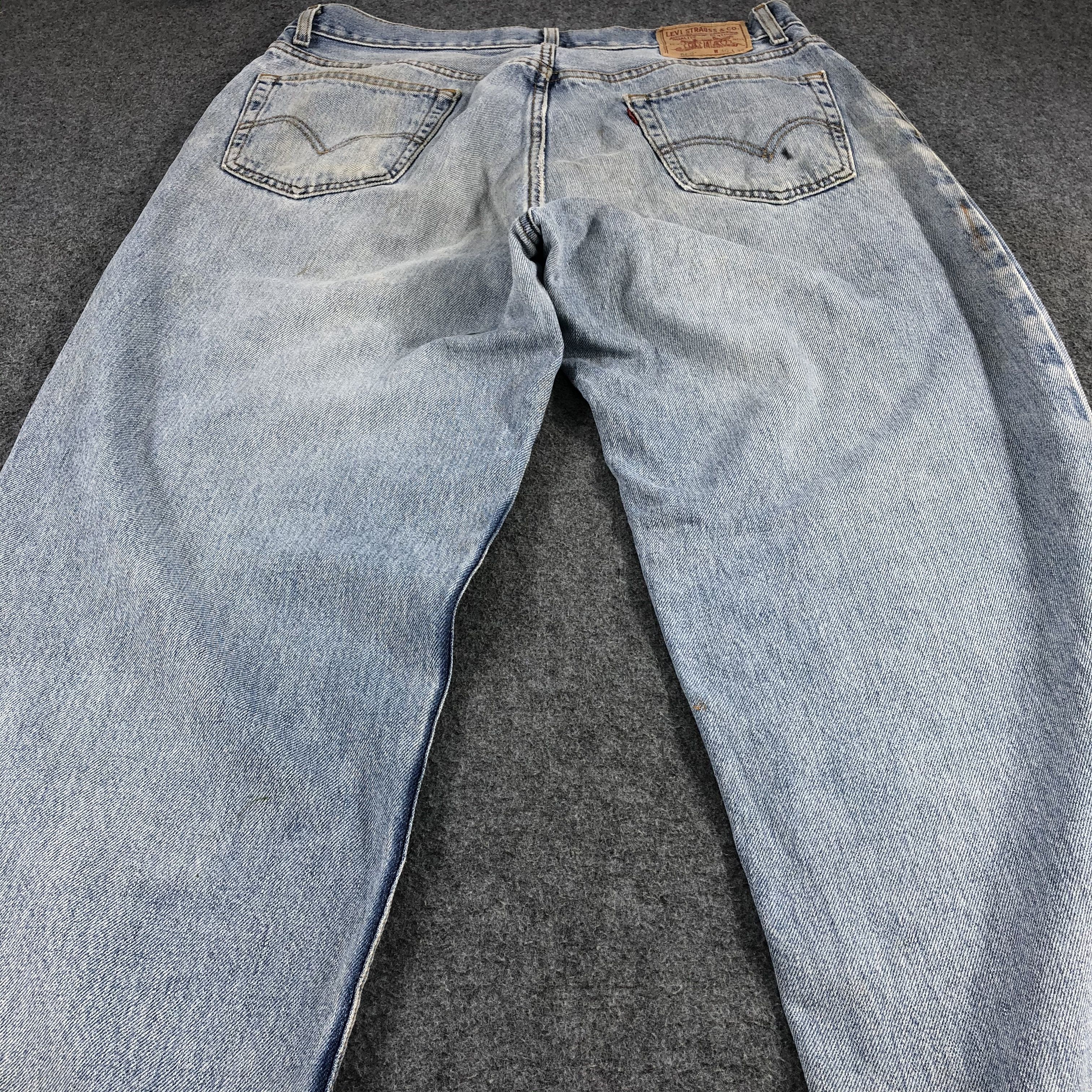 Levi's × Vintage Vintage Light Wash Levis 560 Jeans-JM1473 Size US 37 - 4 Thumbnail