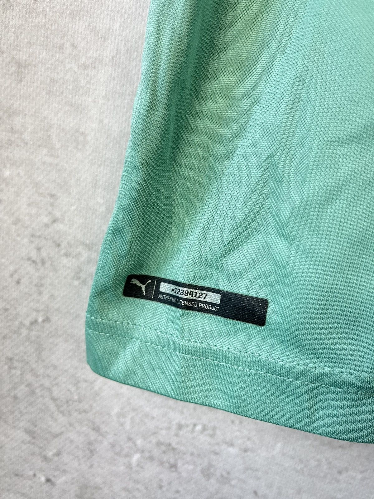 Puma × Vintage ARSENAL LONDON PUMA 2018/2019 FOOTBALL THIRD JERSEY Size US S / EU 44-46 / 1 - 5 Thumbnail