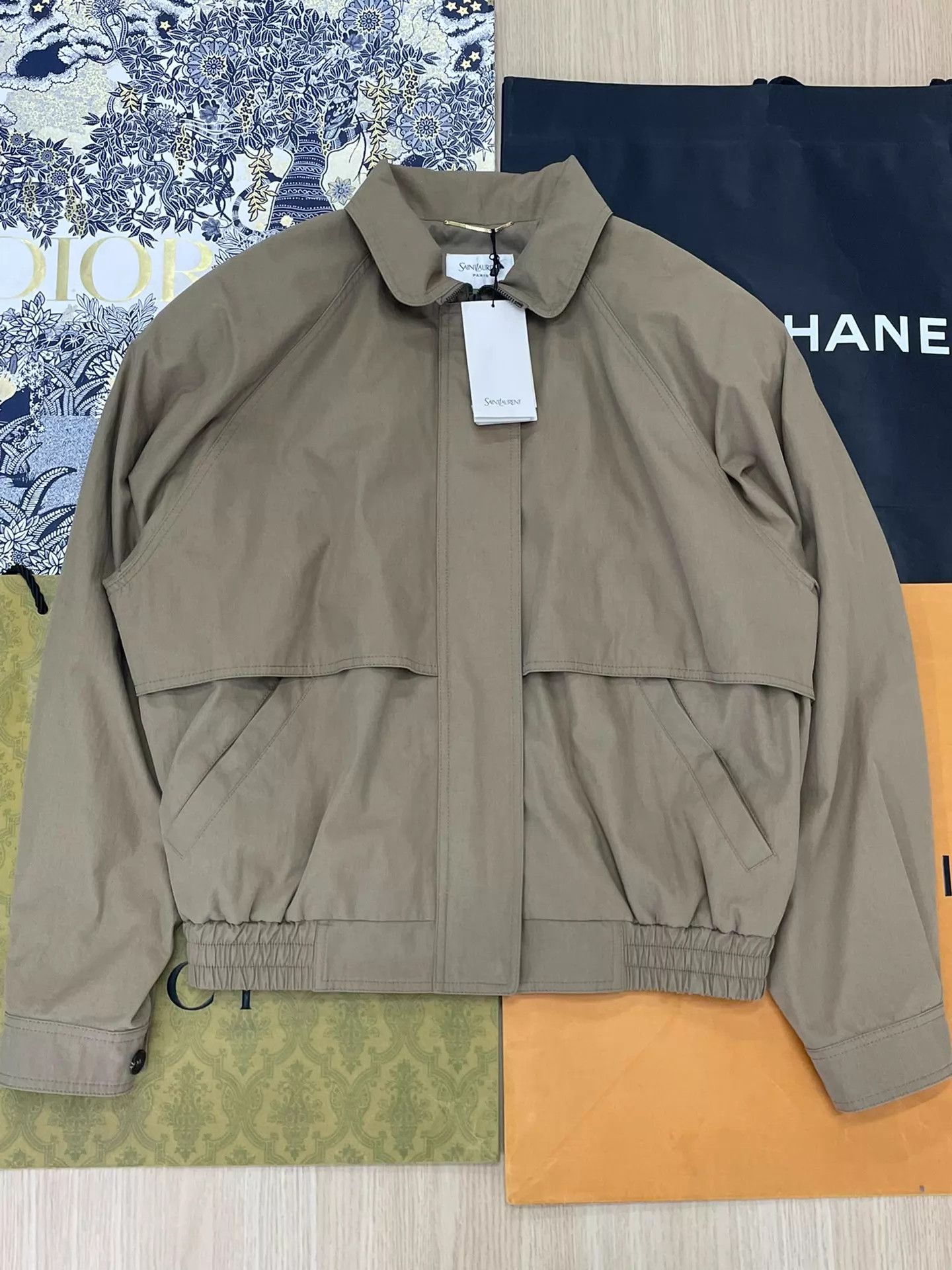 Yves Saint Laurent YSL Khaki Oversized Stylish Jacket 34 Size XS / US 0-2 / IT 36-38 - 1 Thumbnail