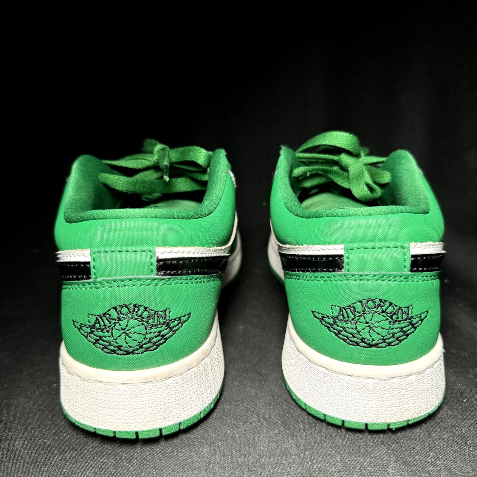 Jordan Brand × Nike Size 7 - Air Jordan 1 Low GS Pine Green 2020 Men's Shoes Size US 7 / EU 40 - 5 Thumbnail