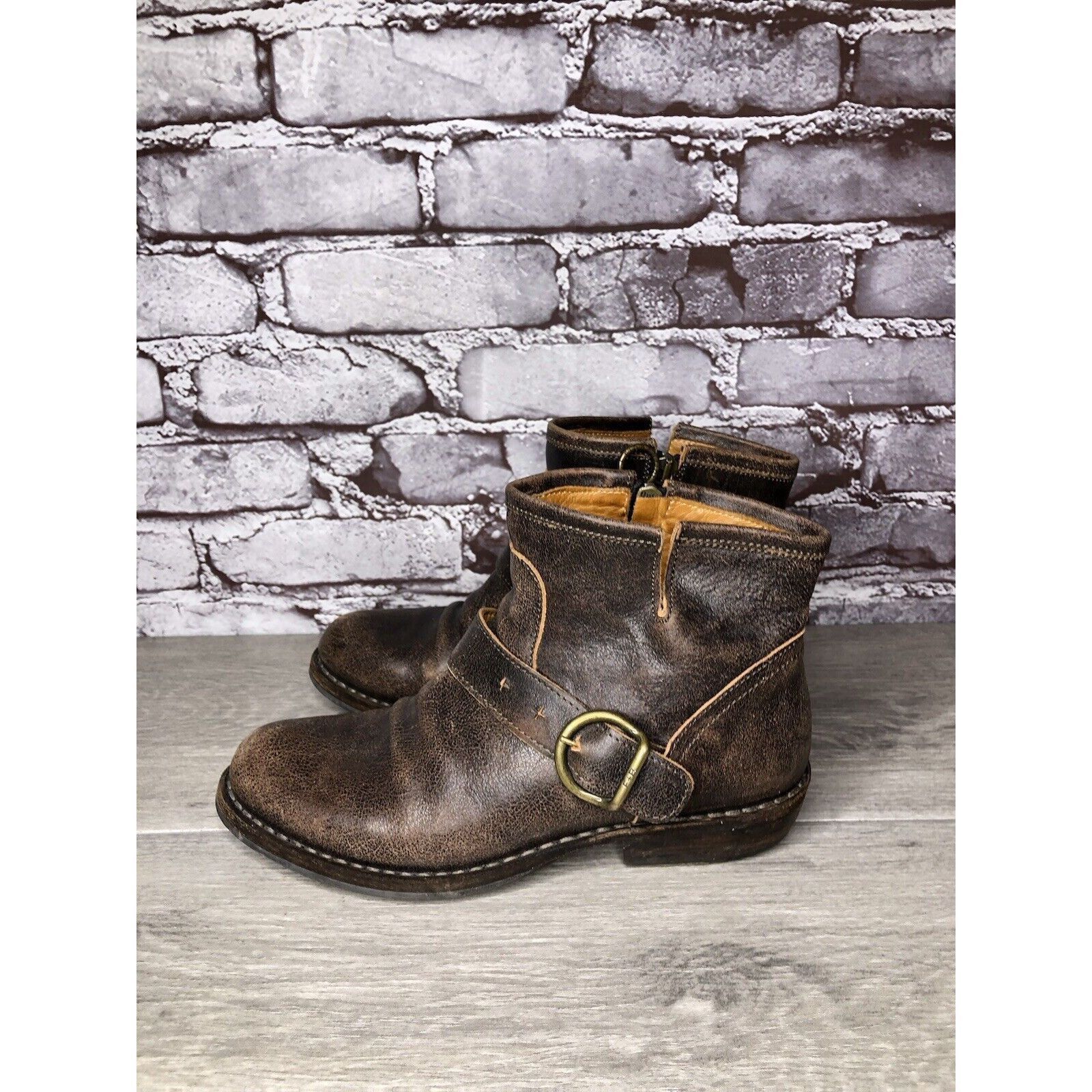 Fiorentini + Baker Fiorentini + Baker Brown Leather Side Zip Buckle Ankle Boots Size US 7 / IT 37 - 19 Thumbnail