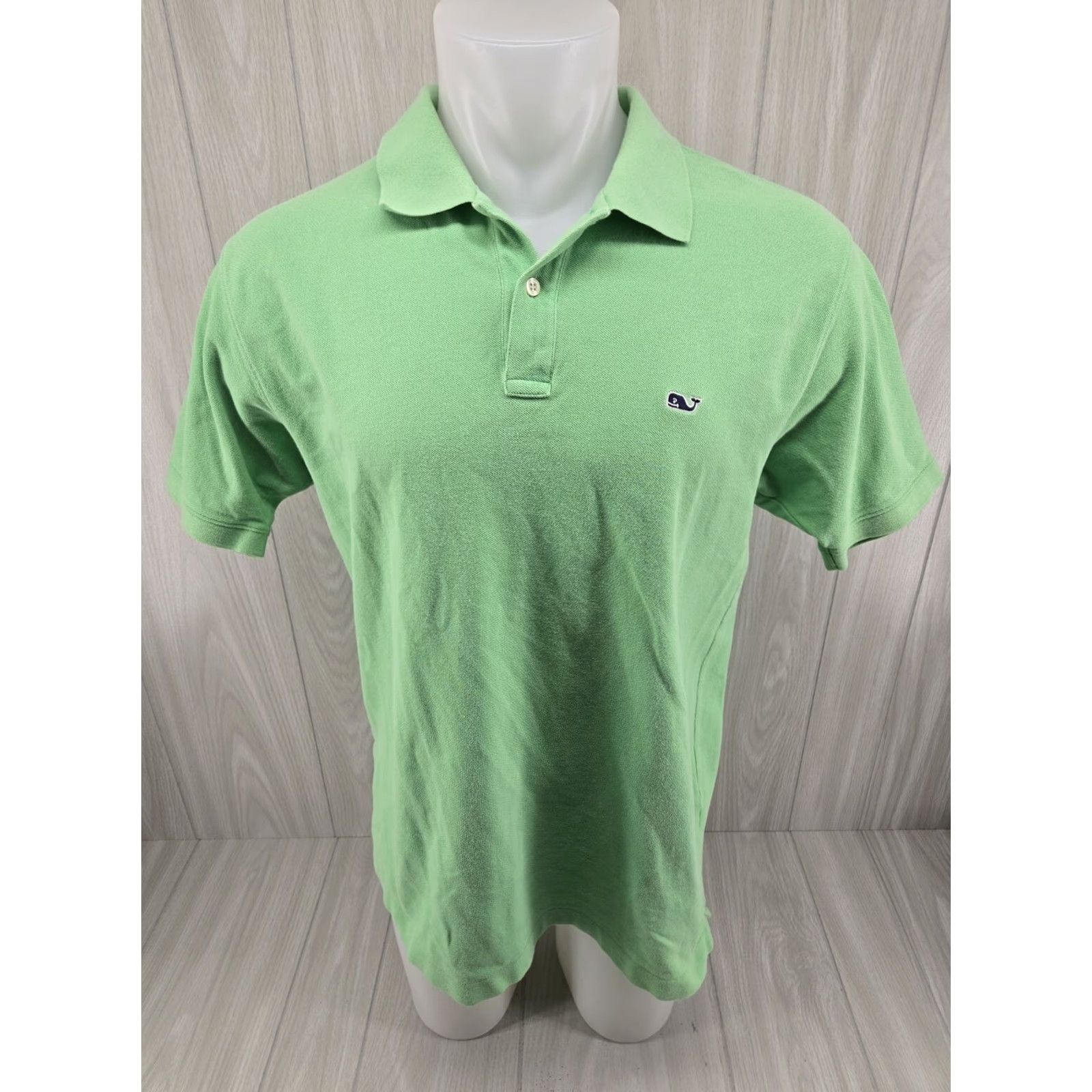 Vineyard Vines Vineyard Vines Polo Shirt Mens Medium Green Short Sleeve Cotton Polo Shirt Mens Green Regular Fit Lifespan: 19.75 shoulder to shoulder? Size US M / EU 48-50 / 2 - 2 Thumbnail