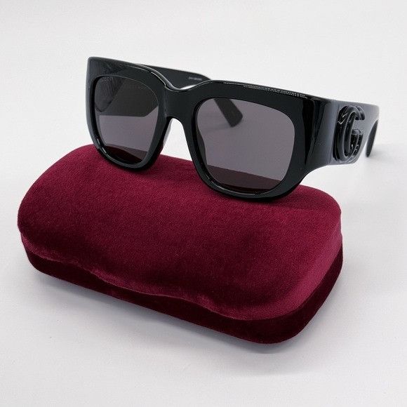 Gucci NEW GG1545S 001 GUCCI BLACK OVERSIZED WOMEN SUNGLASSES GG 15 Size ONE SIZE - 2 Thumbnail