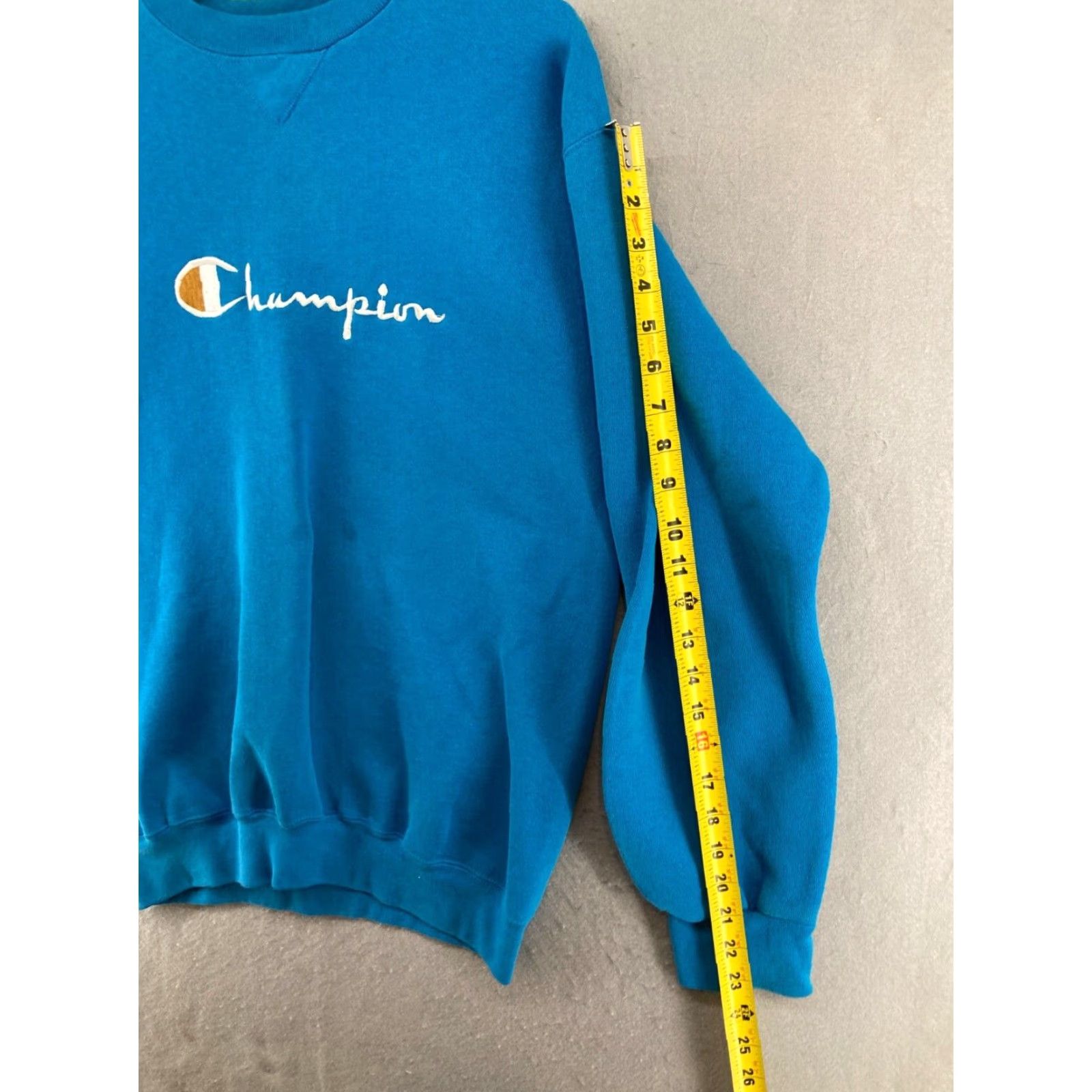Champion VINTAGE Champion Mens Sweatshirt Large Blue USA MADE Classic Dads Spellout Logo Size US L / EU 52-54 / 3 - 4 Thumbnail