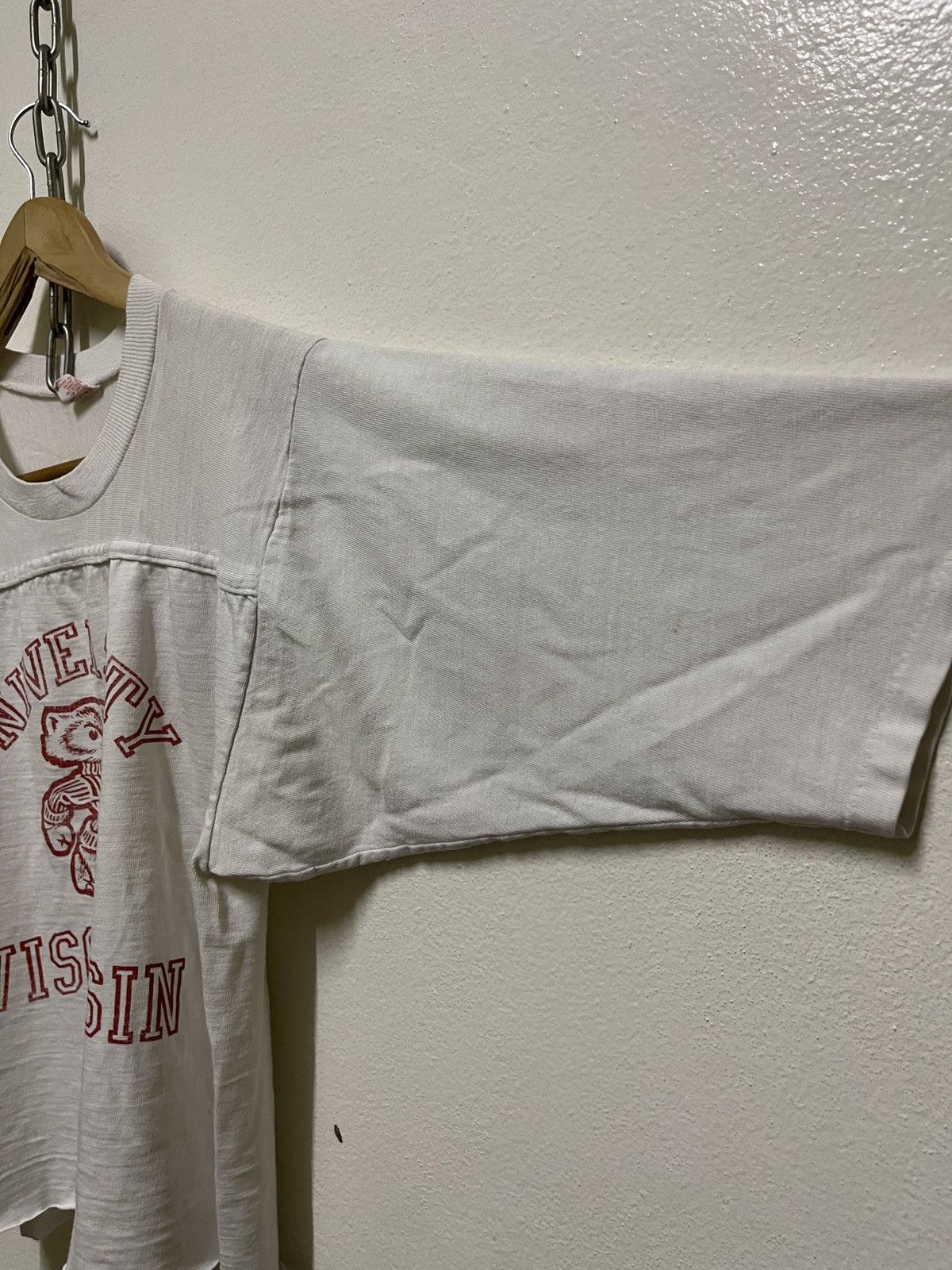Vintage University Wisconsin Vintage T Shirt Crop Size US M / EU 48-50 / 2 - 7 Thumbnail