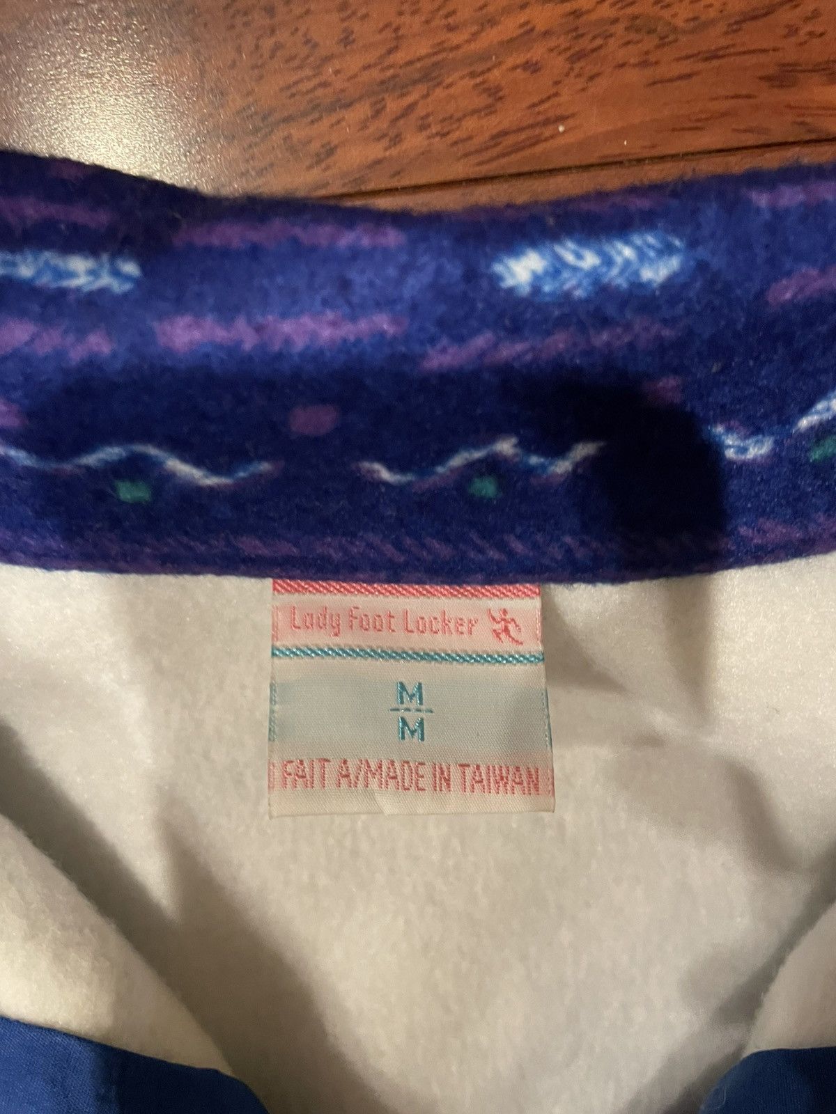 Vintage Crazy Vintage 1990s Aztec Blue T-Snap Synchilla Sweater Size US L / EU 52-54 / 3 - 3 Thumbnail
