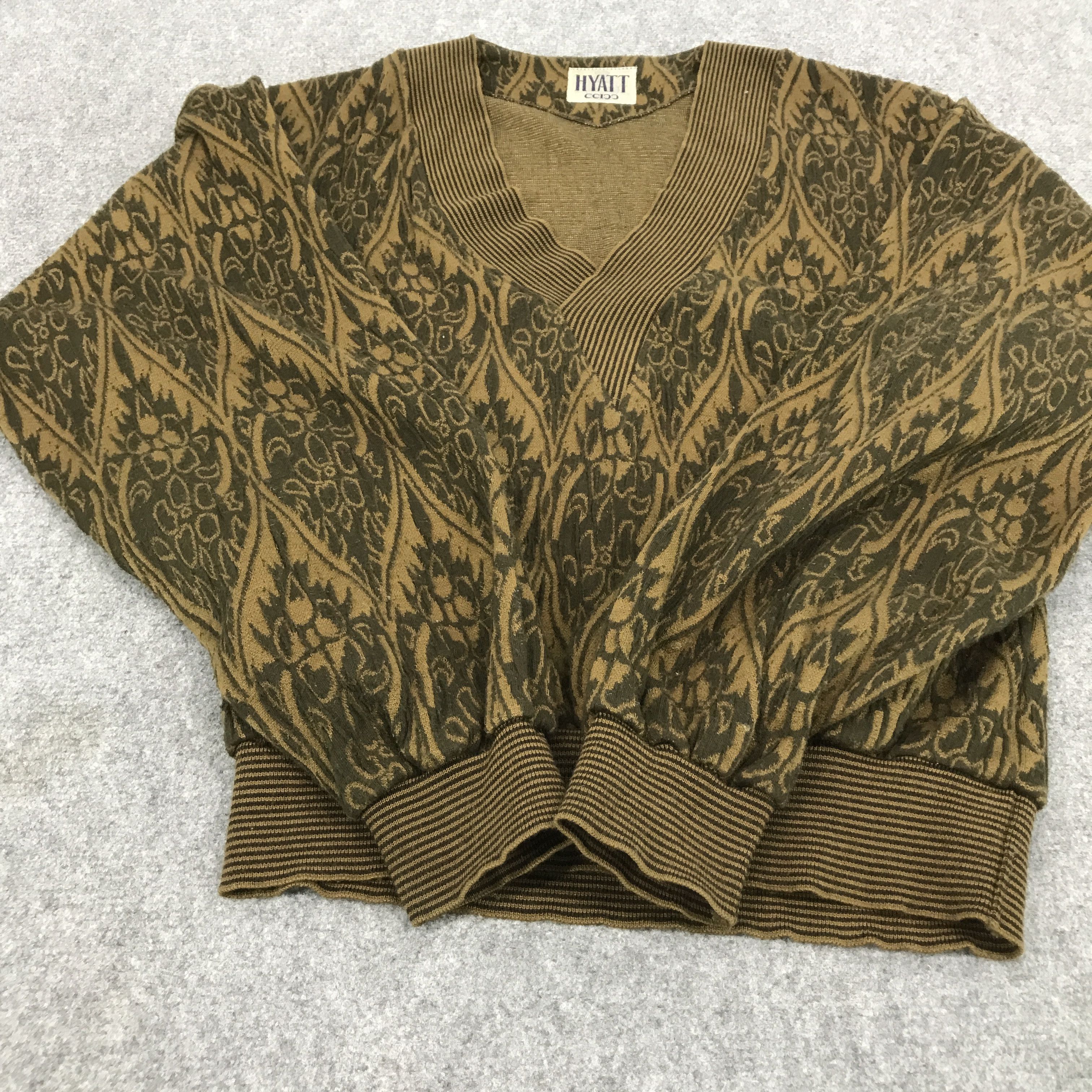 Japanese Brand HYATT JAPAN FASHION DESIGN SWEATSHIRTS Size US L / EU 52-54 / 3 - 7 Thumbnail