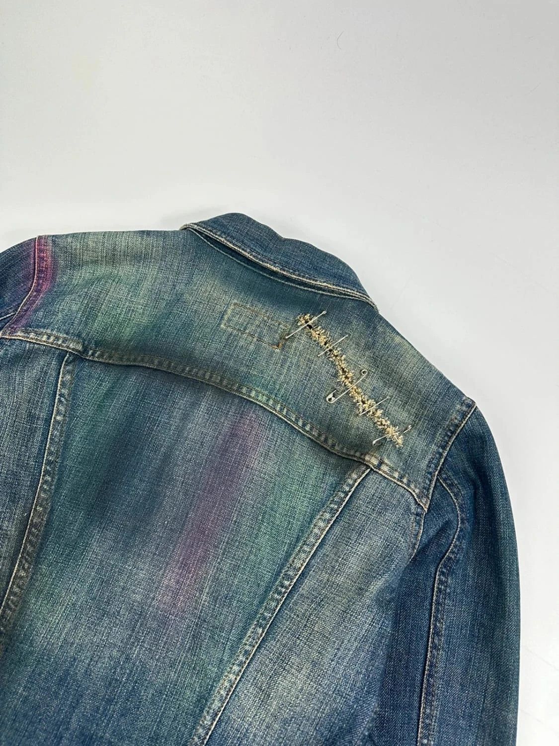 Dolce & Gabbana Dolce Gabbana SS2001 Pins Distressed Painted Denim Jacket Size S / US 4 / IT 40 - 15 Thumbnail