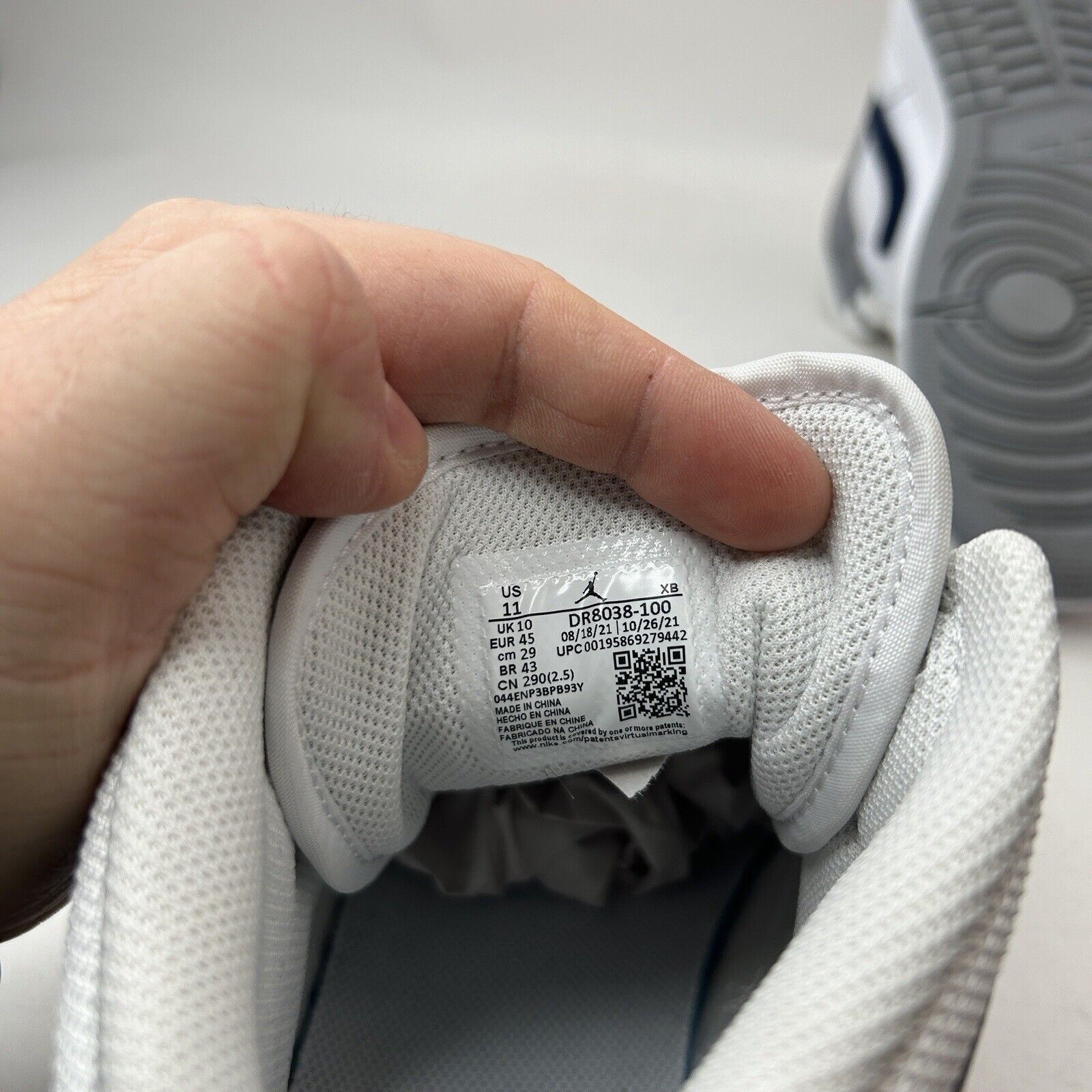 Nike Nike Shoes Air Jordan 1 Retro Mid “Paris/White Navy” 2023 Size US 11 / EU 44 - 8 Thumbnail