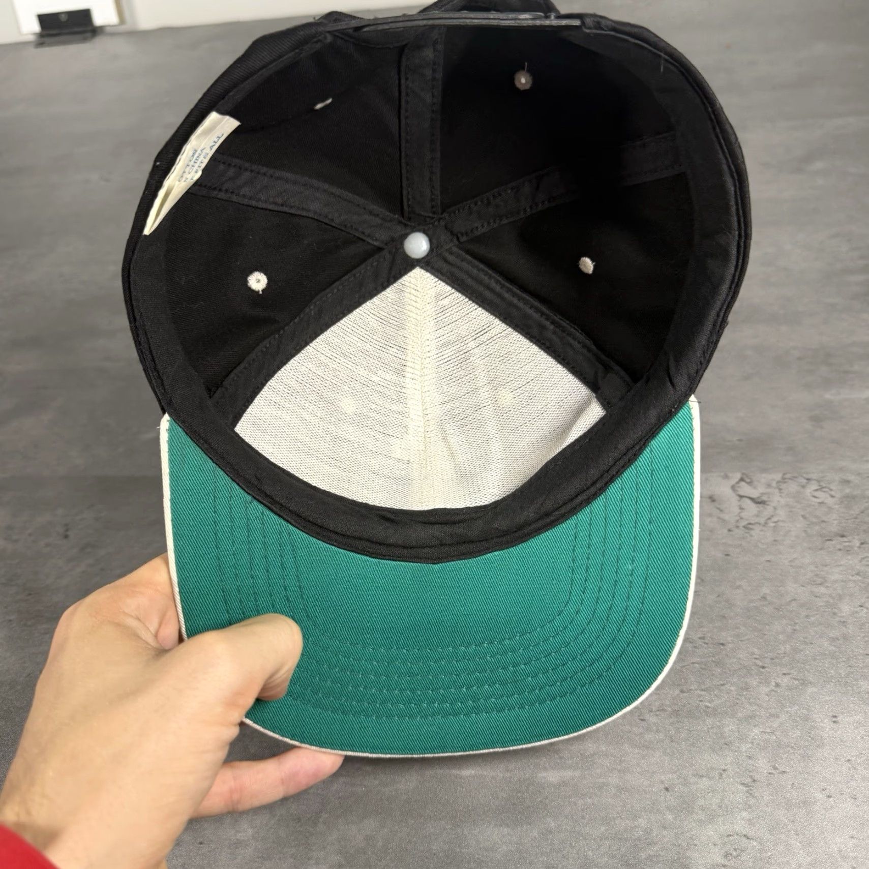 Vintage VINTAGE 90s Above The Rim Snapback Hat Black White Basketball Movie Promo Tupac Size ONE SIZE - 6 Thumbnail