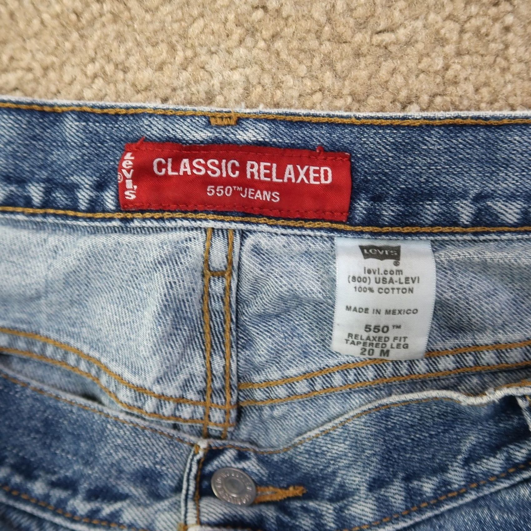Levi's VINTAGE Levi's 550 Jeans Women's Plus 20 Blue Denim 31in Inseam Relaxed Taper 5-Pocket USA 90s Mens Womens Size 42" / US 20 - 3 Thumbnail