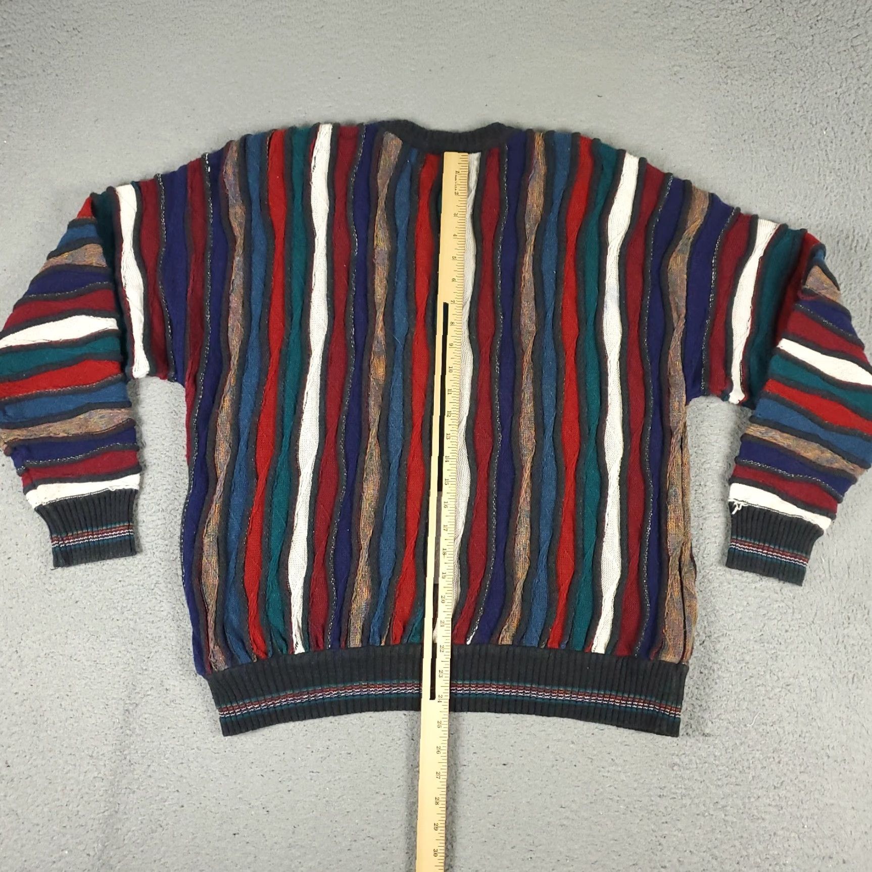 Alfani VINTAGE Alfani Sweater Mens Large Red Blue Stripe 3D Knit Pullover Size US L / EU 52-54 / 3 - 7 Thumbnail