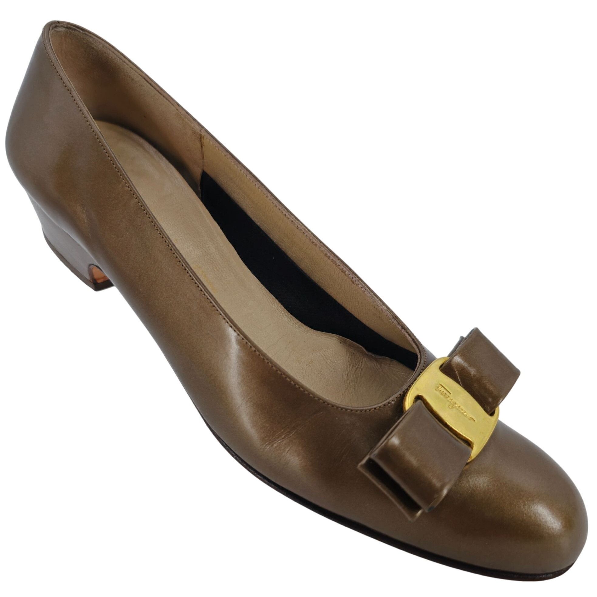 Salvatore Ferragamo Vintage Salvatore Ferragamo Bronze Vara Bow Pumps Womens 8.5 Size US 8.5 / IT 38.5 - 1 Thumbnail