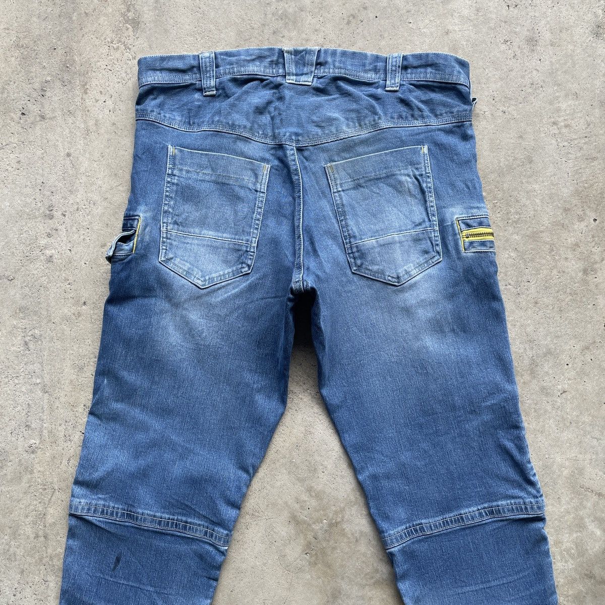 Japanese Brand Vintage Toraichi Faded Denim Cargo Pants Workwear Tactical Size US 36 / EU 52 - 9 Thumbnail