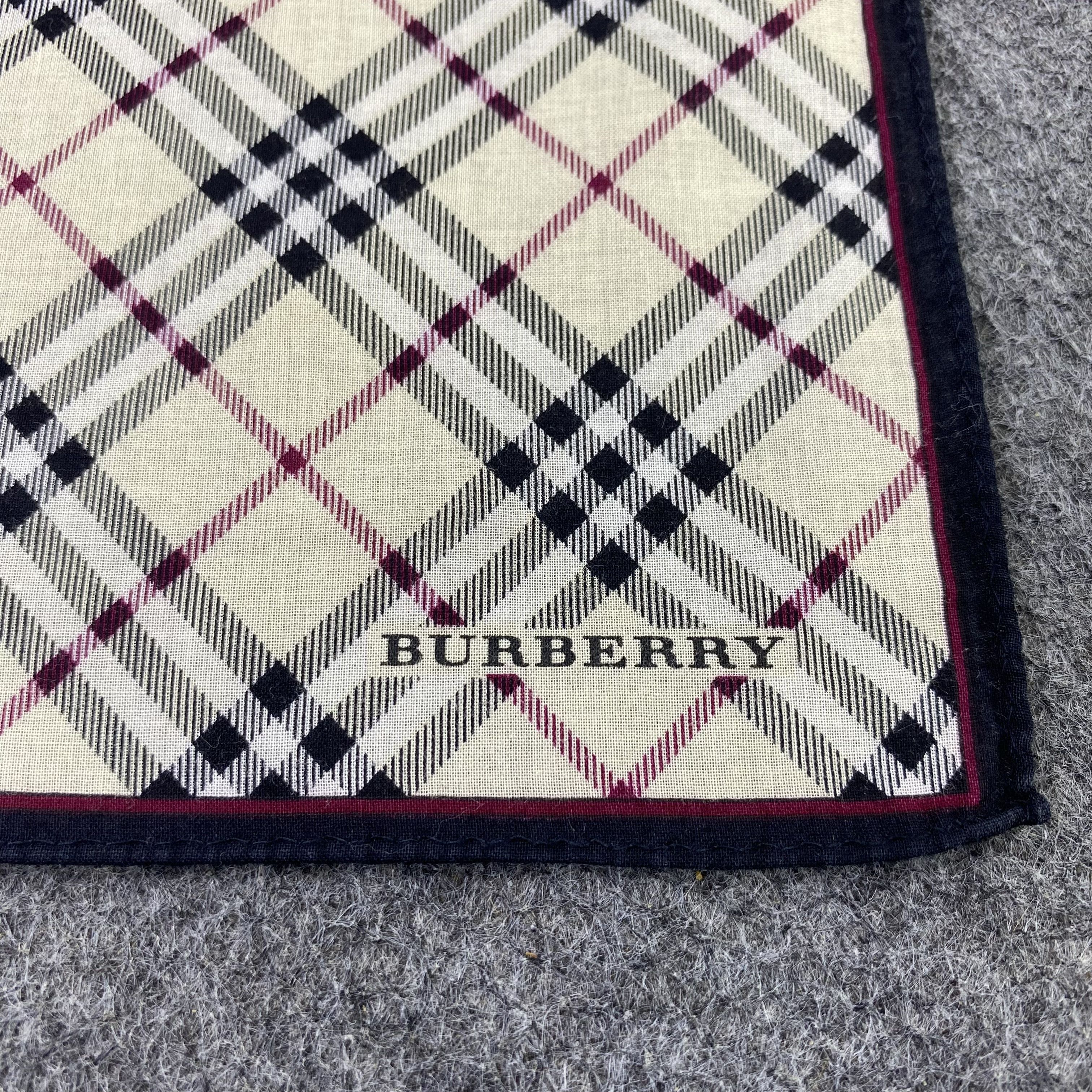 Burberry Burberry Handkerchief / Bandana / Neckerchief-B2388 Size ONE SIZE - 7 Thumbnail