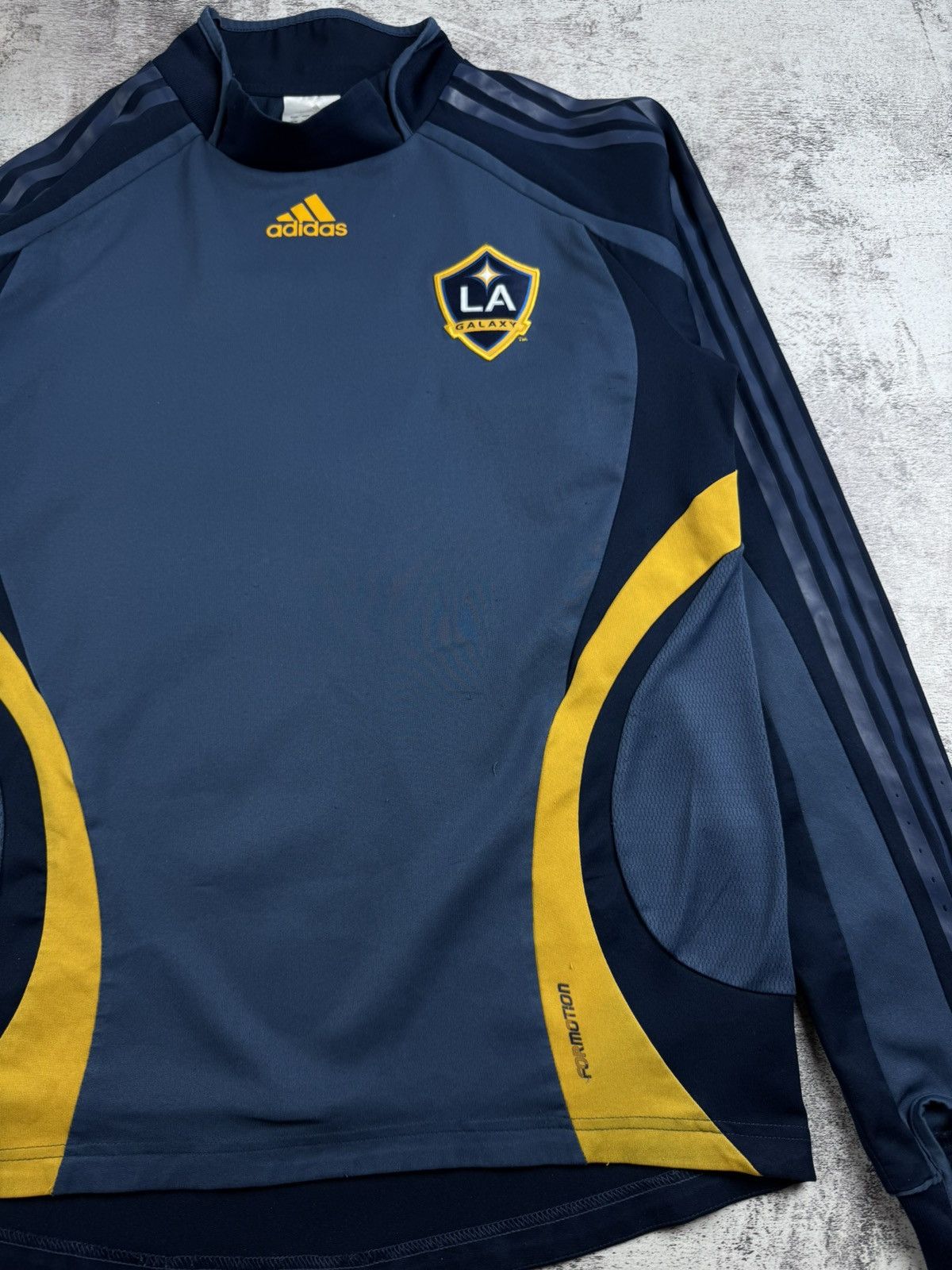 Other LA Galaxy Adidas Long Sleeve Soccer Football Training T Shirt Jersey Kit Size US M / EU 48-50 / 2 - 9 Thumbnail