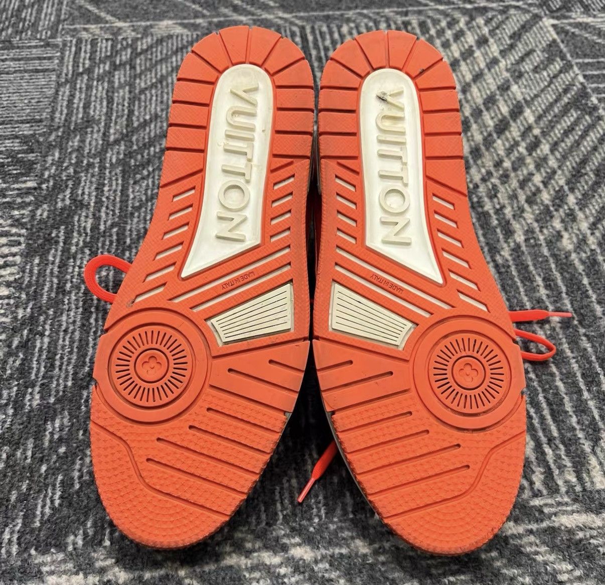 Louis Vuitton Louis Vuitton Trainer White & Orange Sneakers J42 Size US 8.5 / EU 41-42 - 4 Thumbnail