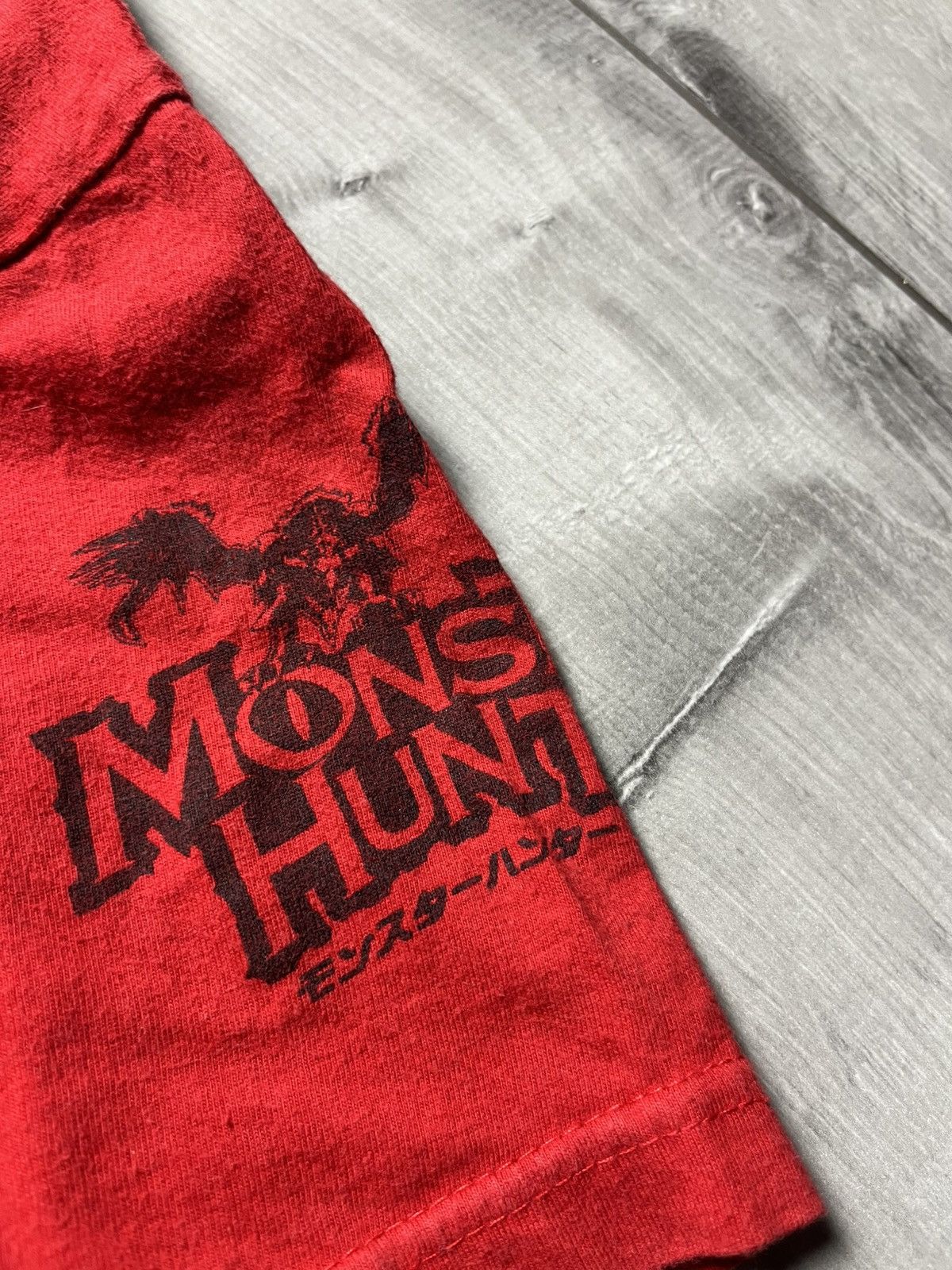 The Game Vintage Monster Hunter Capcom tshirt the game size Small Size US S / EU 44-46 / 1 - 4 Thumbnail
